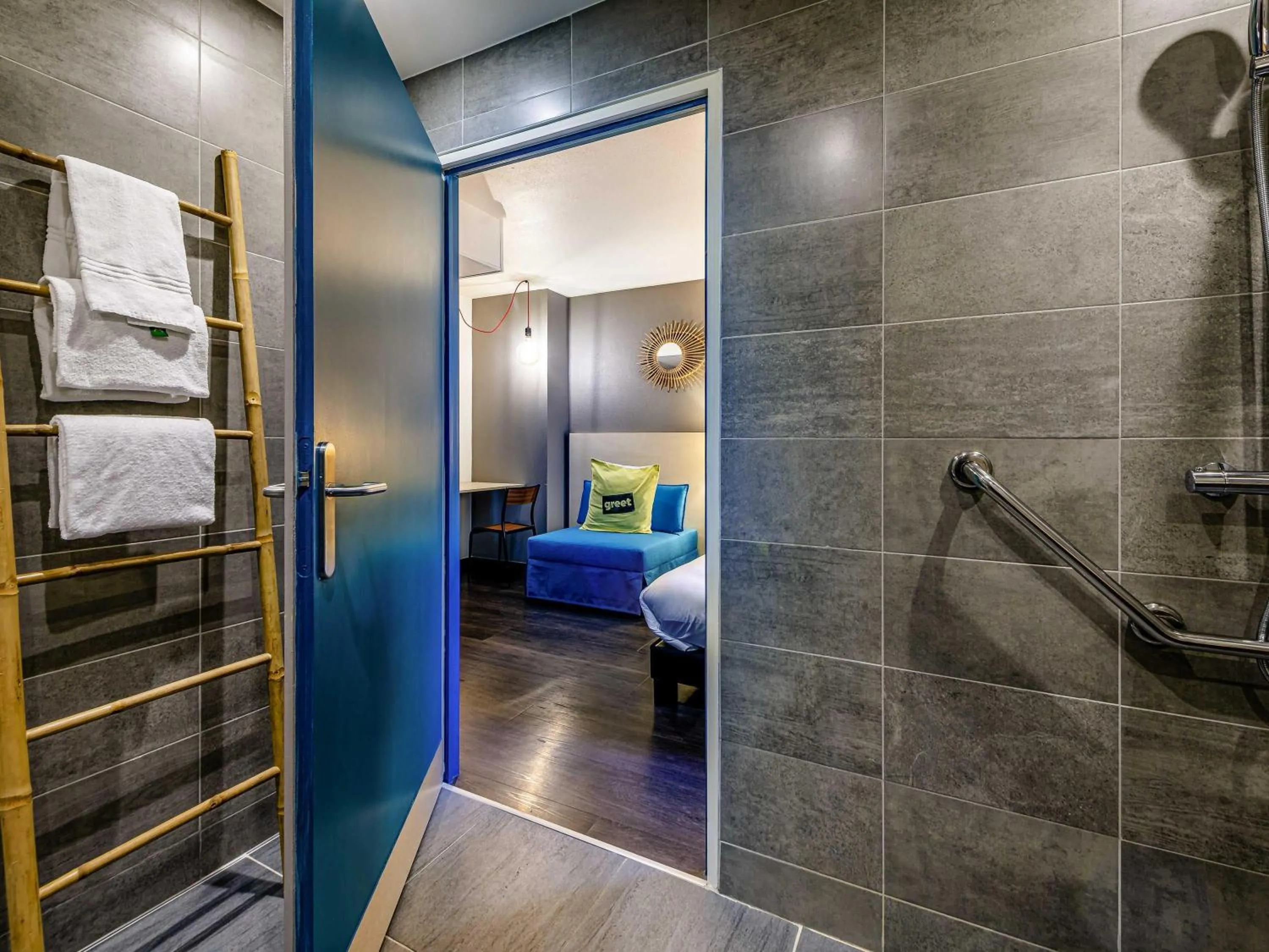 Bedroom, Bed in Greet Hotel Bordeaux Floirac Arena