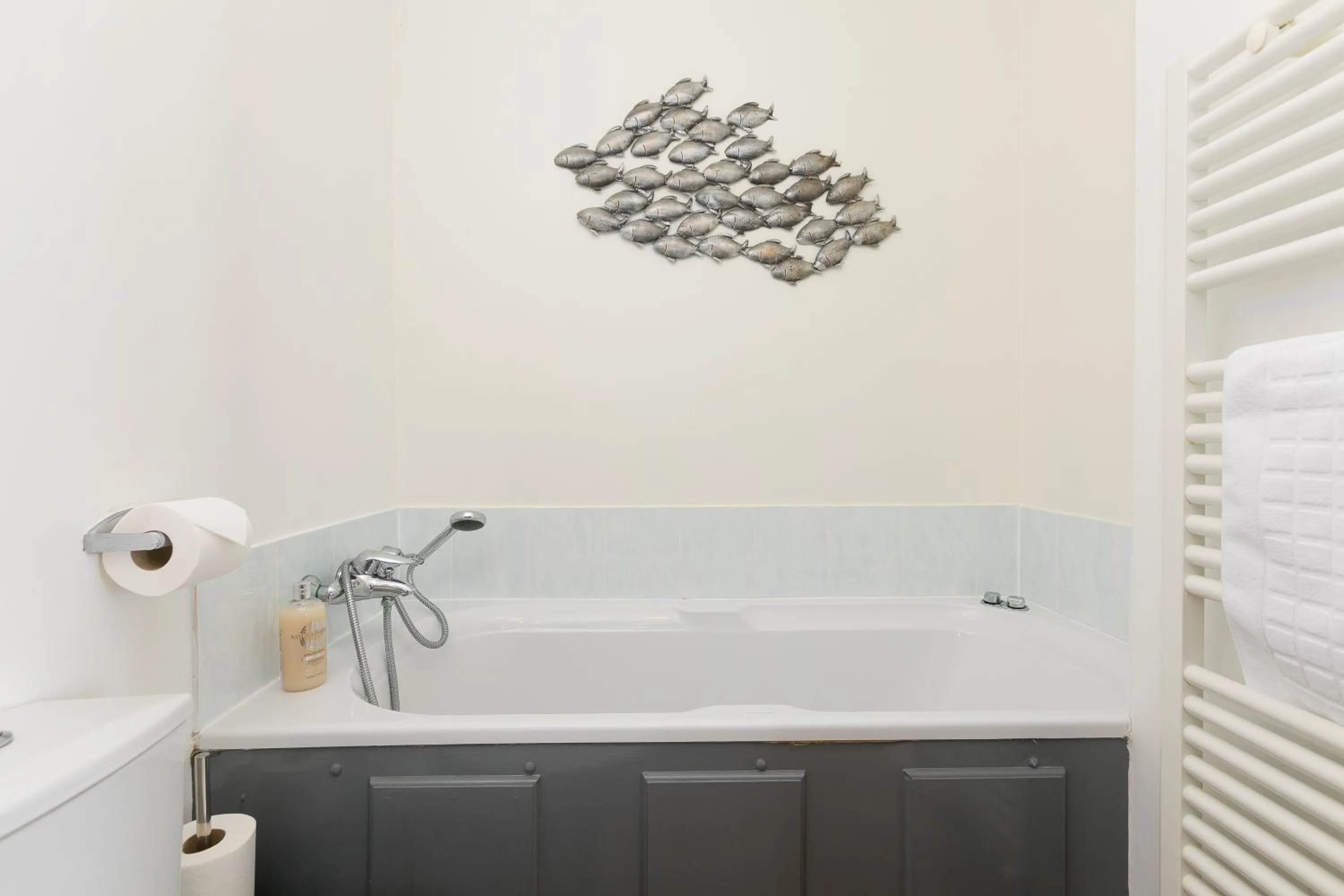 Bathroom in Oystercatcher