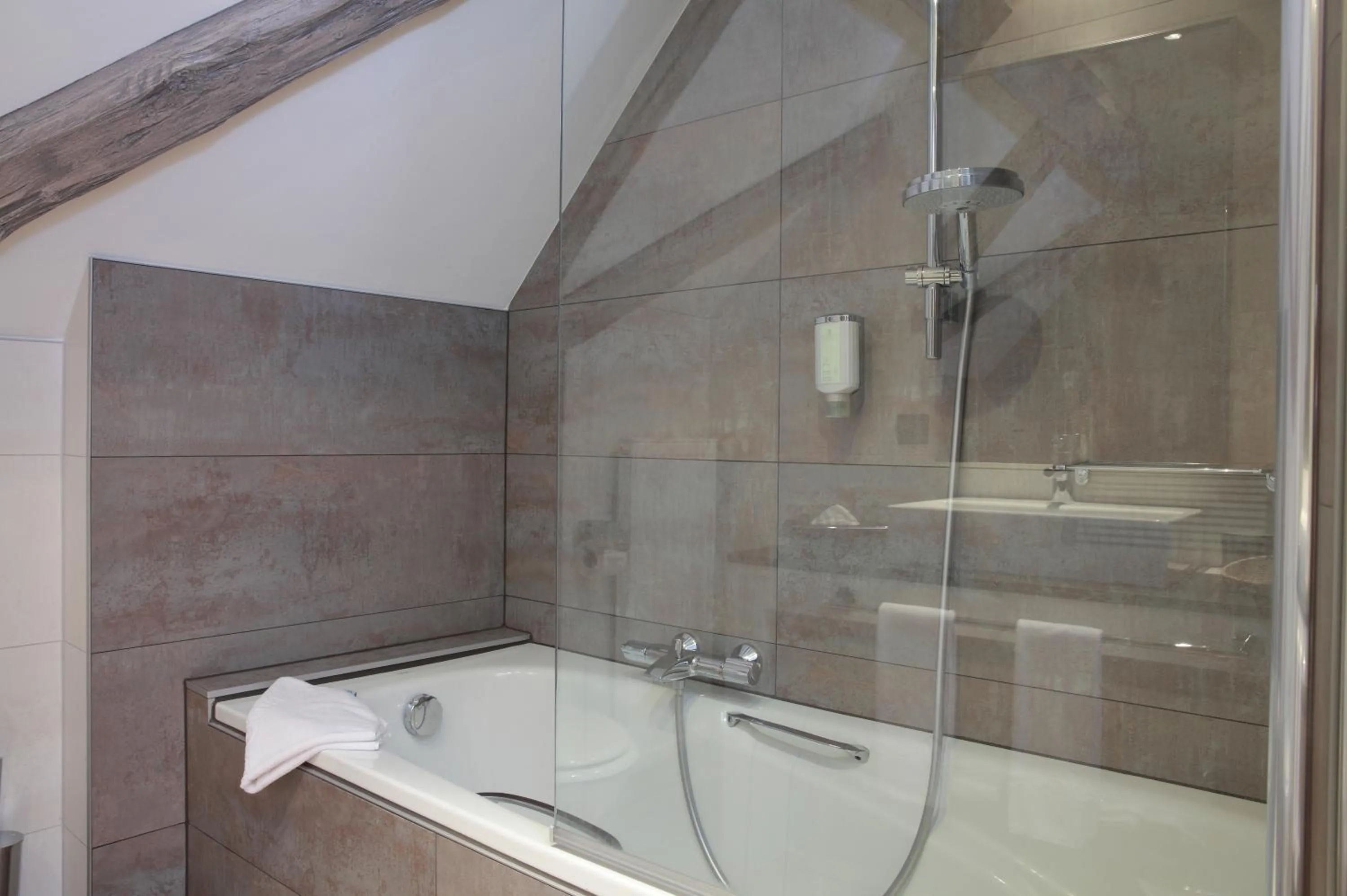 Bathroom in Hotel Restaurant L'Ami Fritz