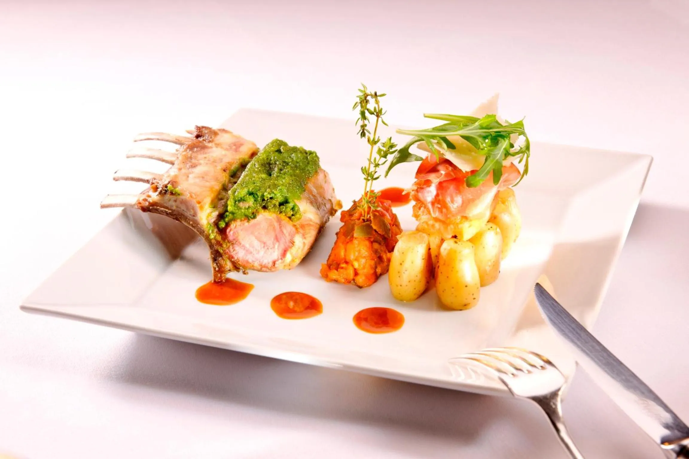 Food and drinks in Hotel Restaurant L'Ami Fritz