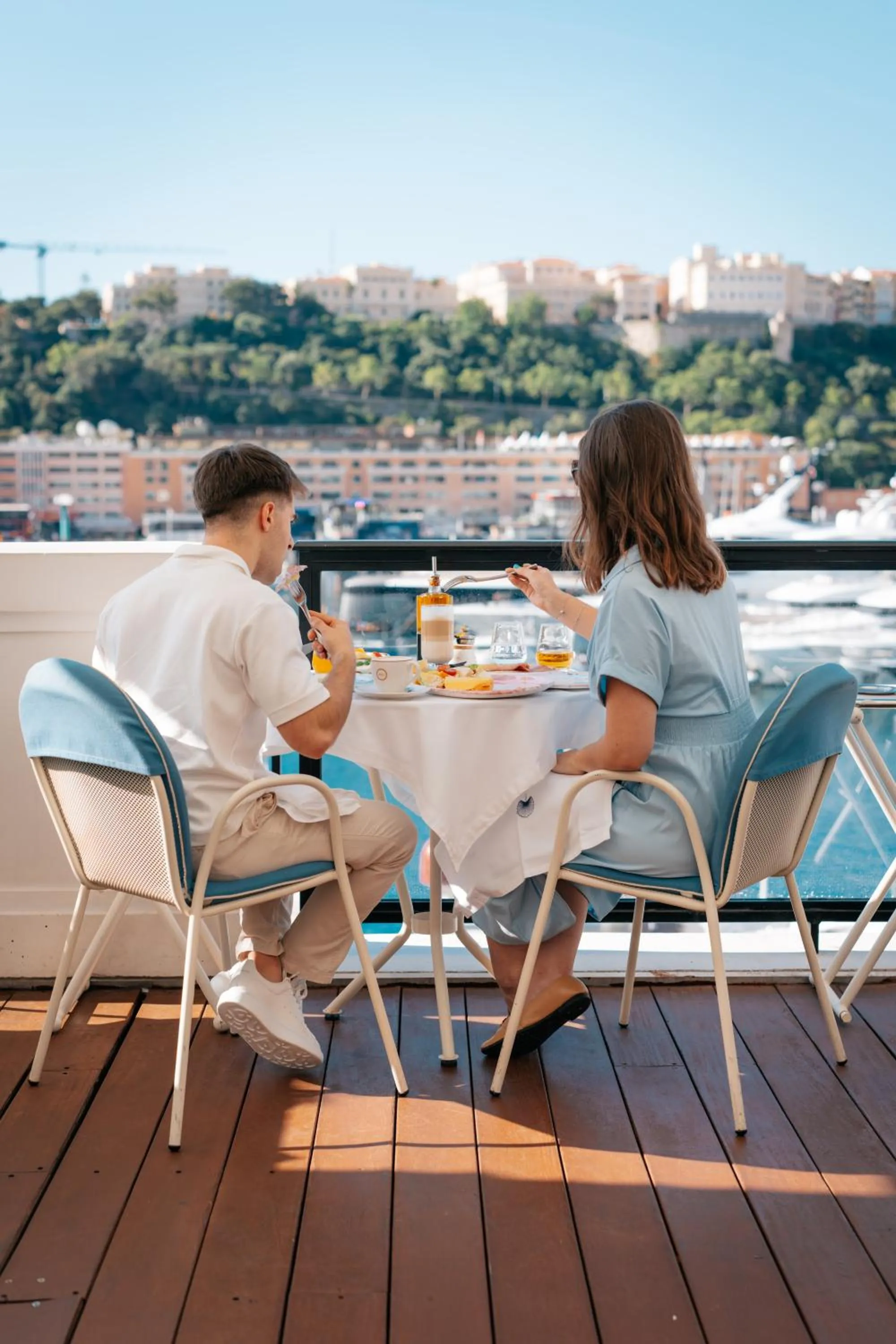 Breakfast in Port Palace