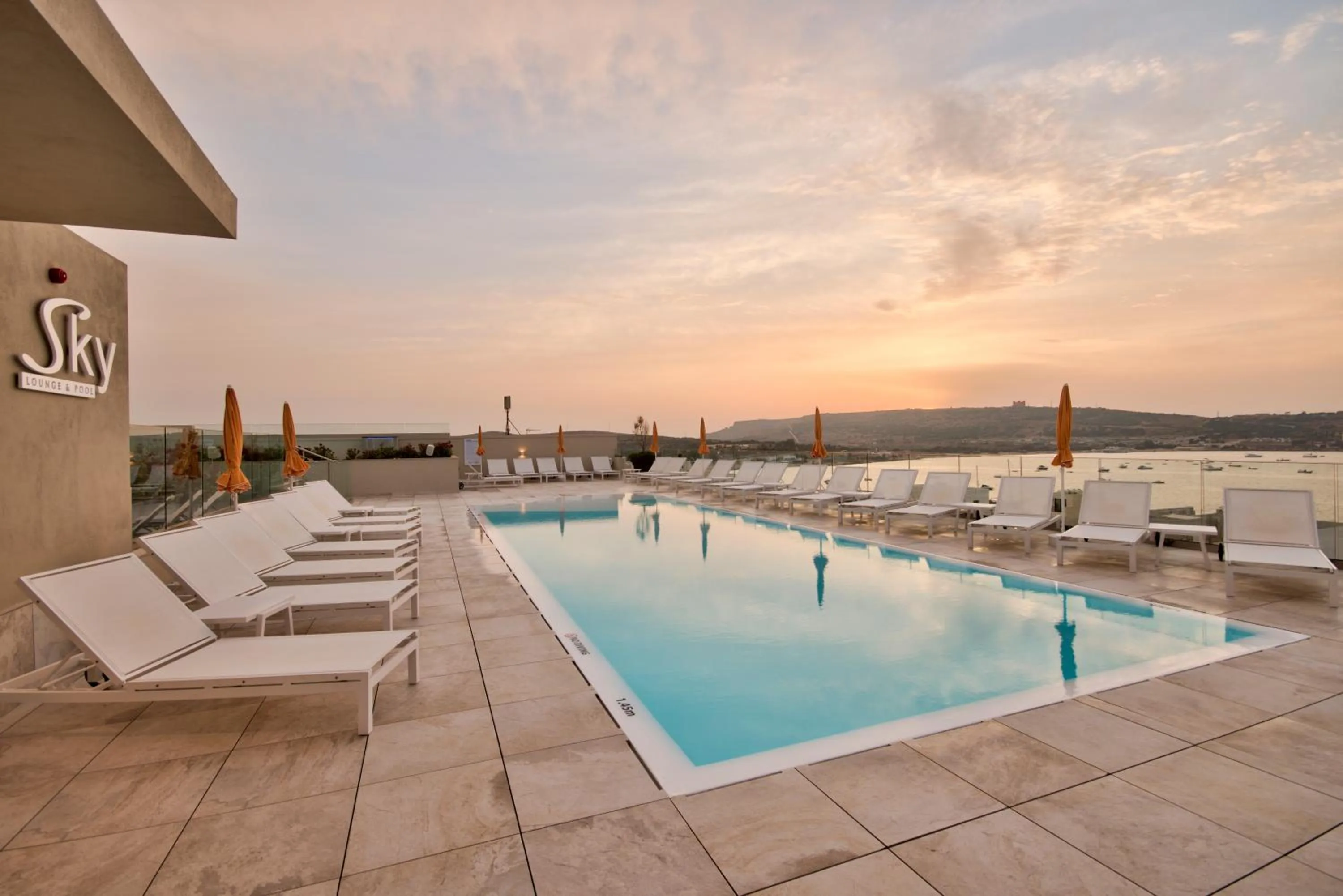 Swimming pool in Luna Holiday Complex