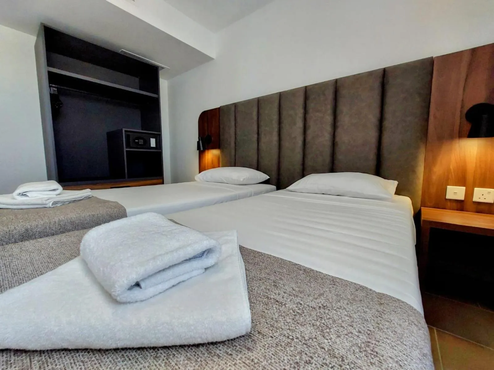 Bedroom, Bed in Luna Holiday Complex