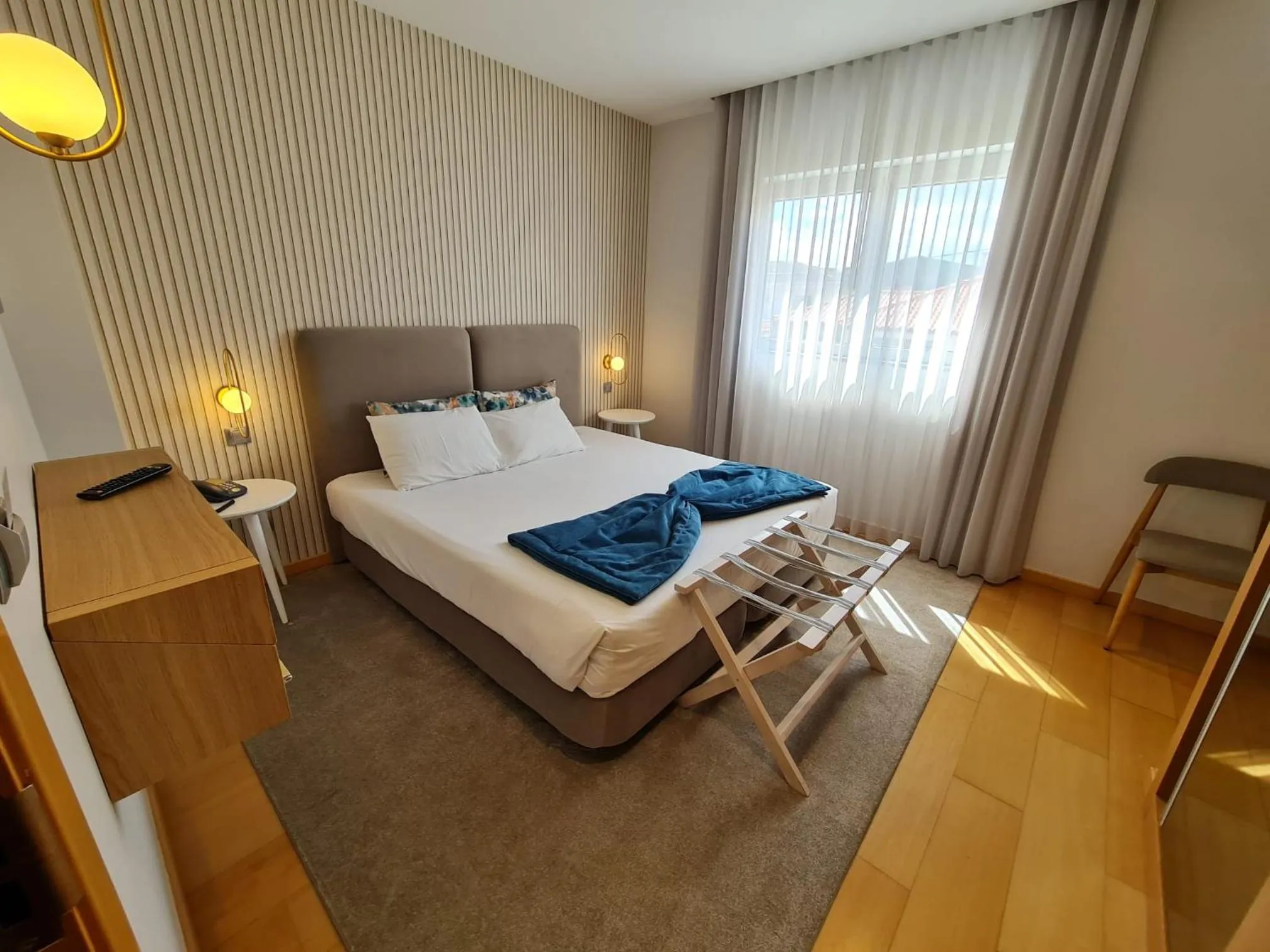 Bedroom, Bed in Hotel Albergaria Borges