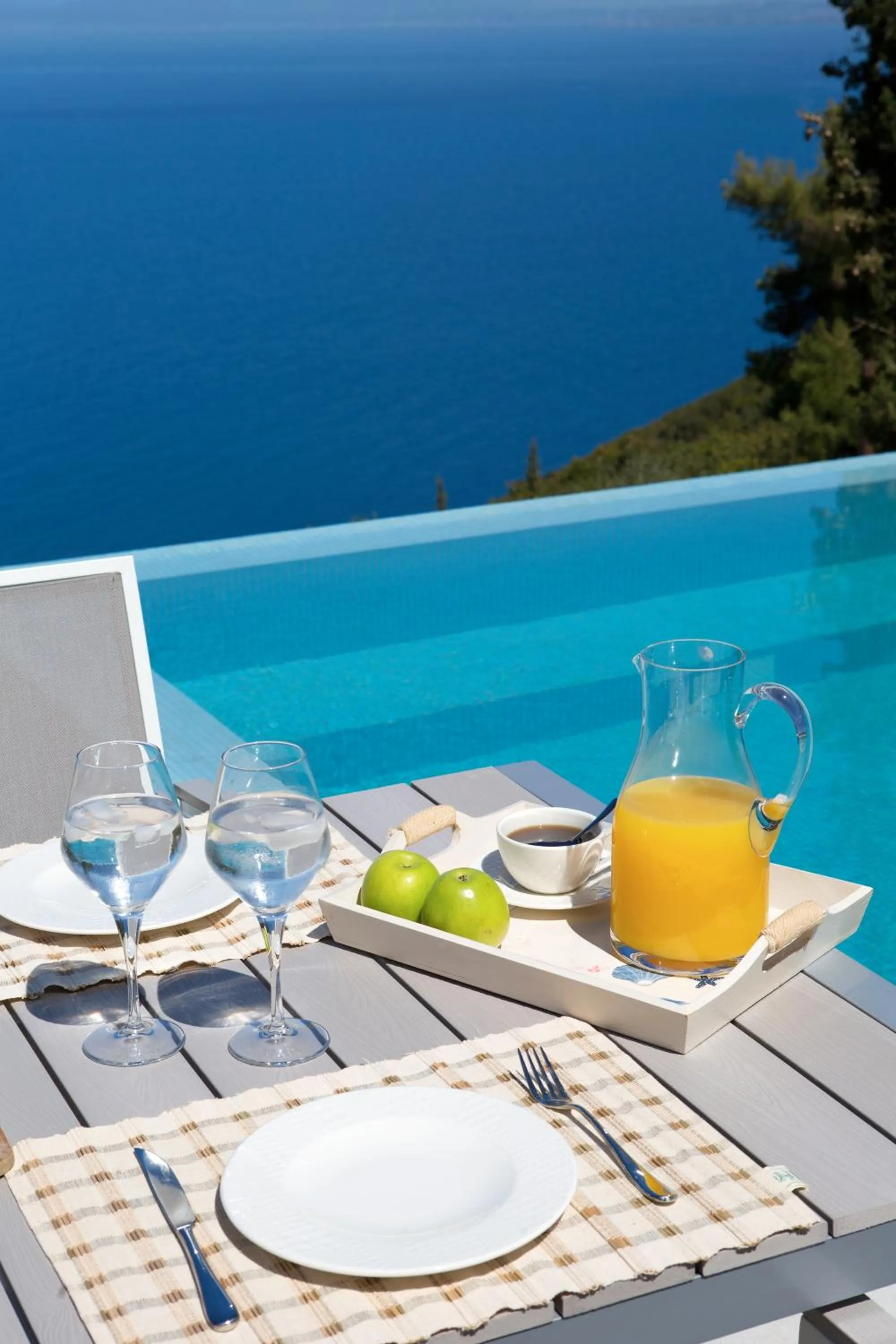 Swimming pool in Ionian Horizon Villas
