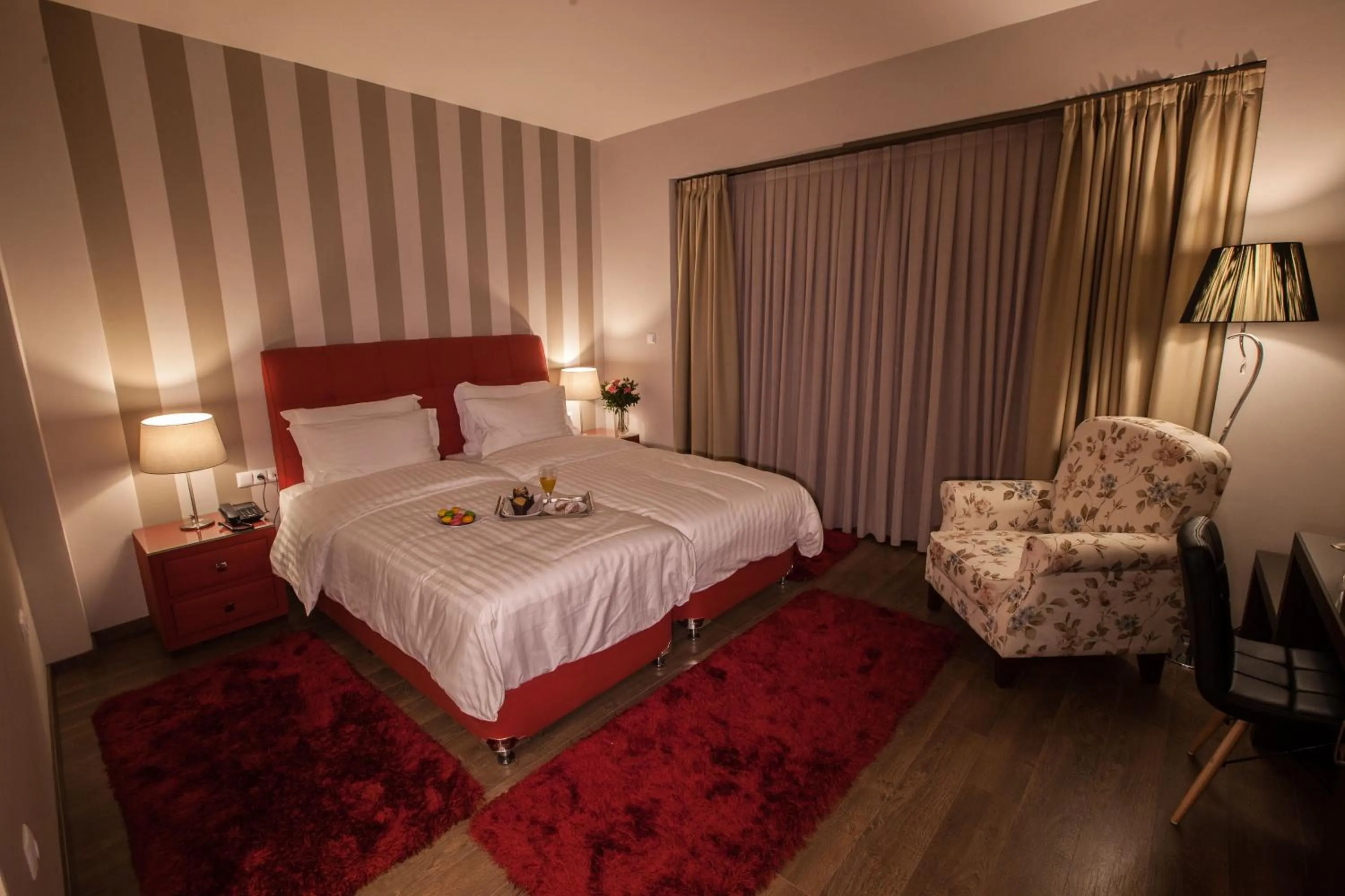 Photo of the whole room, Bed in Diamond City Living