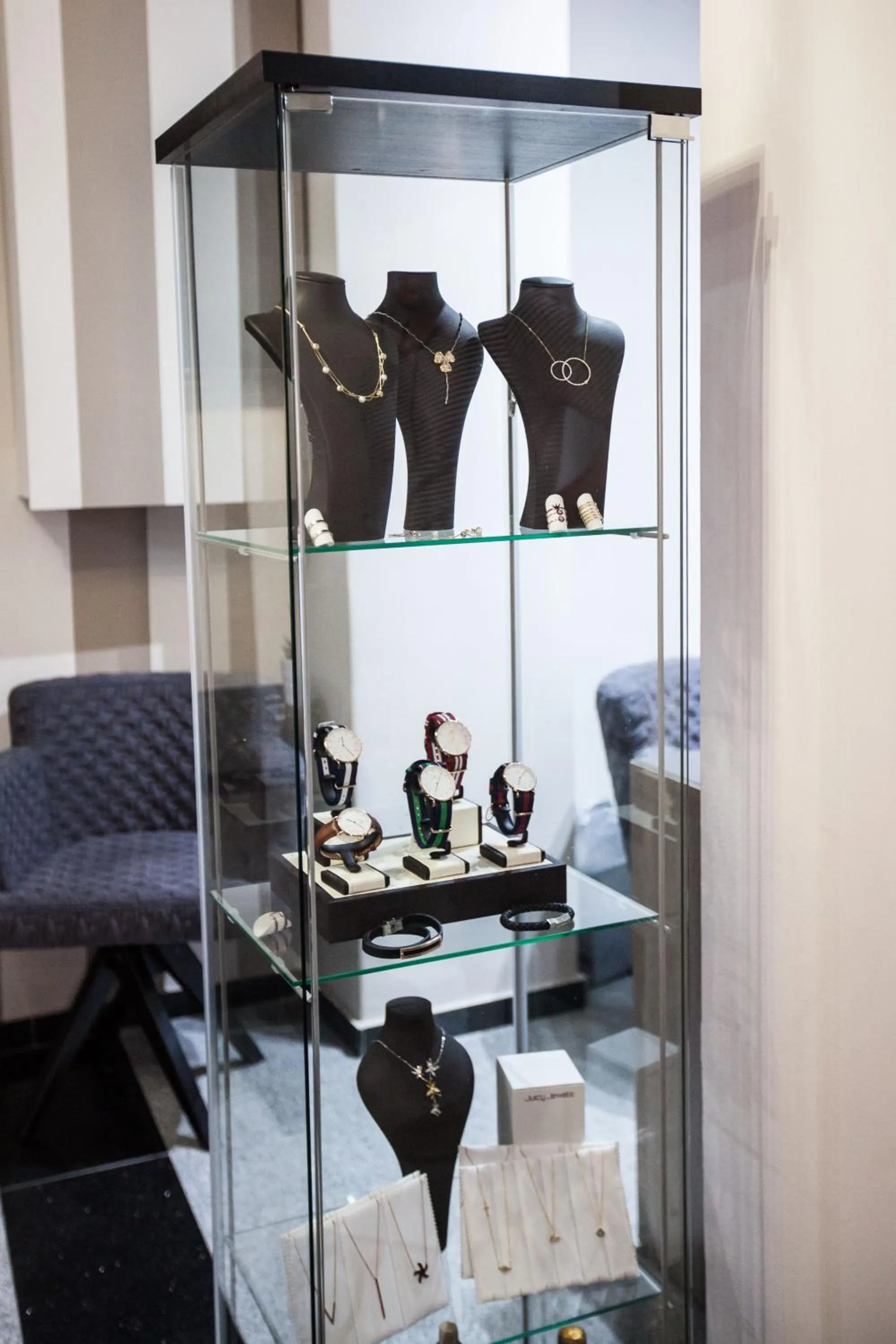 On-site shops in Diamond City Living