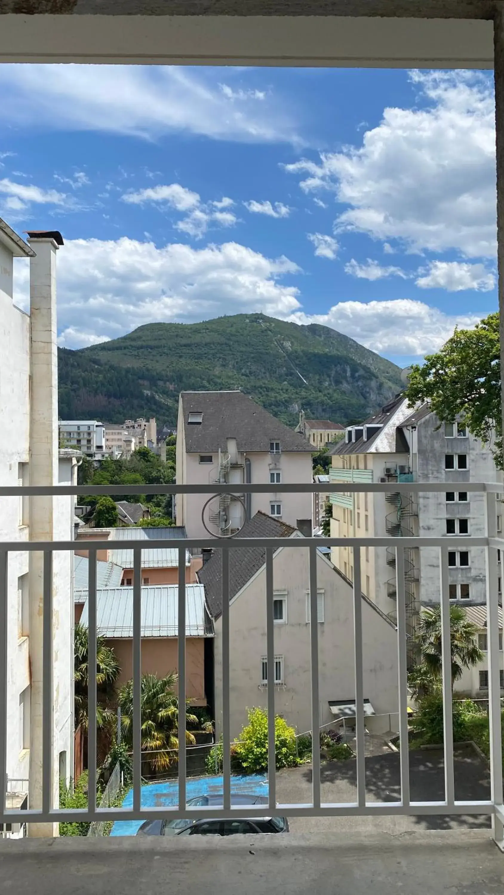 Twin Room in Hôtel Christ Roi Twin Room in Hôtel Christ Roi