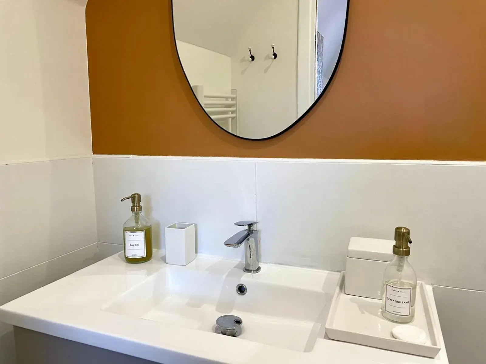 Superior Queen Room in Villa de la Croix - Maison d'hôtes à 4 minutes de l'A26 avec parking Superior Queen Room in Villa de la Croix - Maison d'hôtes à 4 minutes de l'A26 avec parking