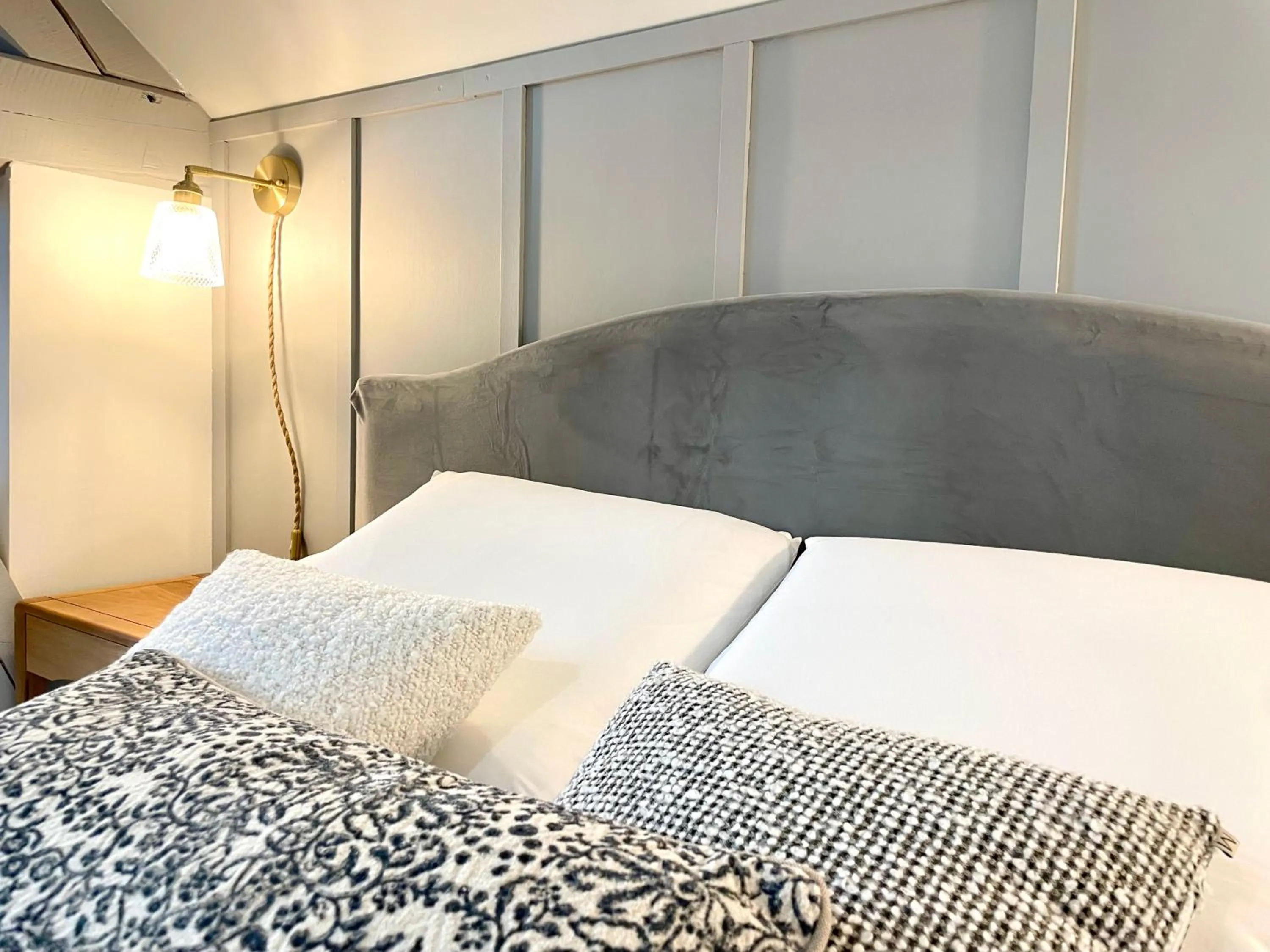 Bed in Villa de la Croix - Maison d'hôtes à 4 minutes de l'A26 avec parking