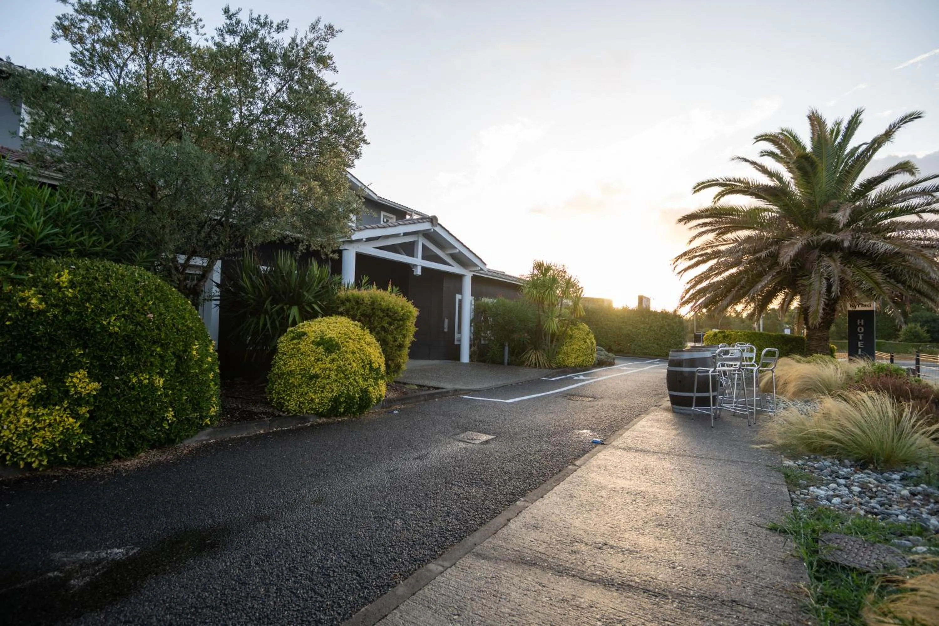 Property building in KYRIAD BORDEAUX SUD - Villenave d'Ornon