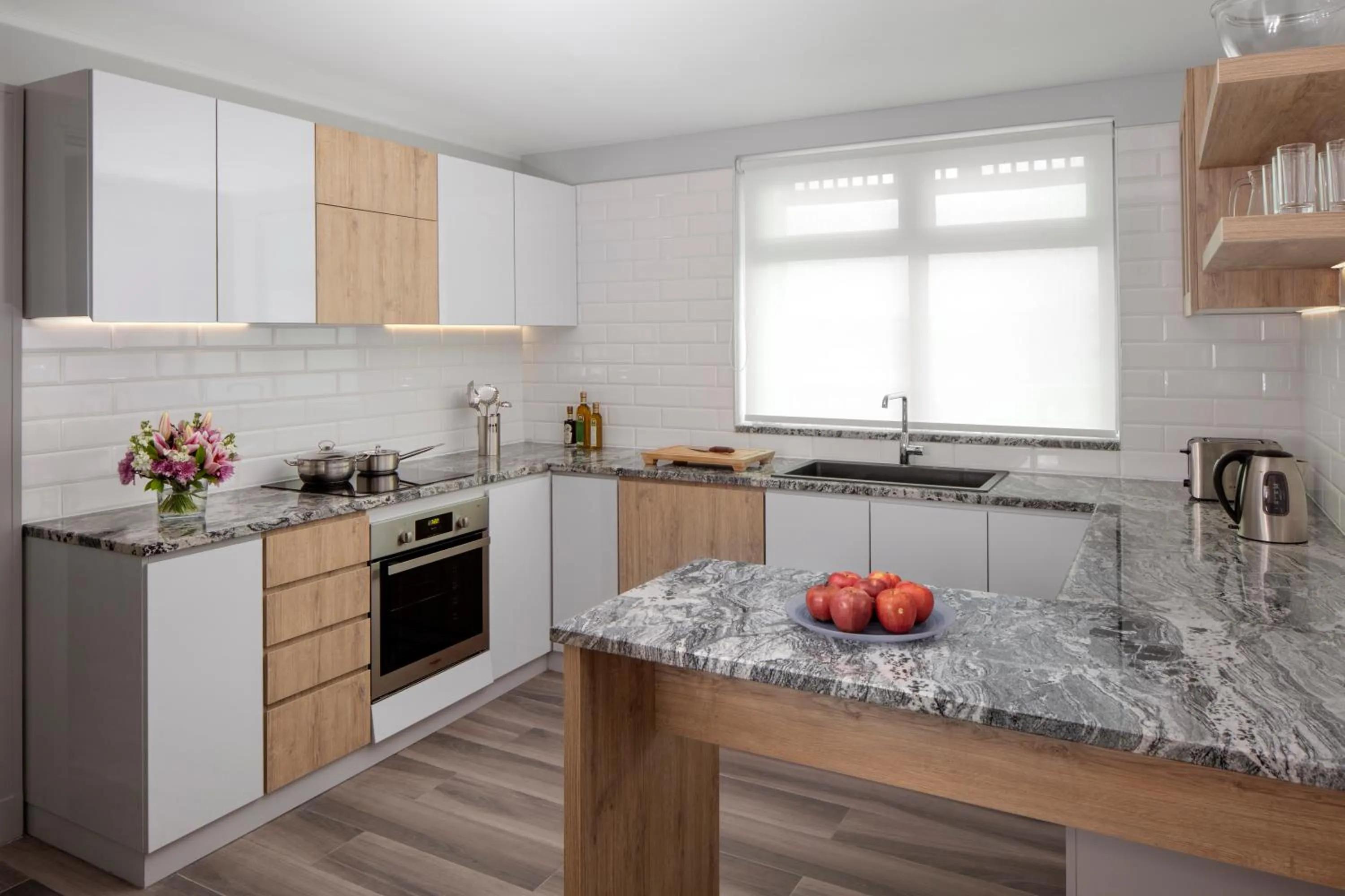 Kitchen or kitchenette in Grand Hyatt Amman Residences