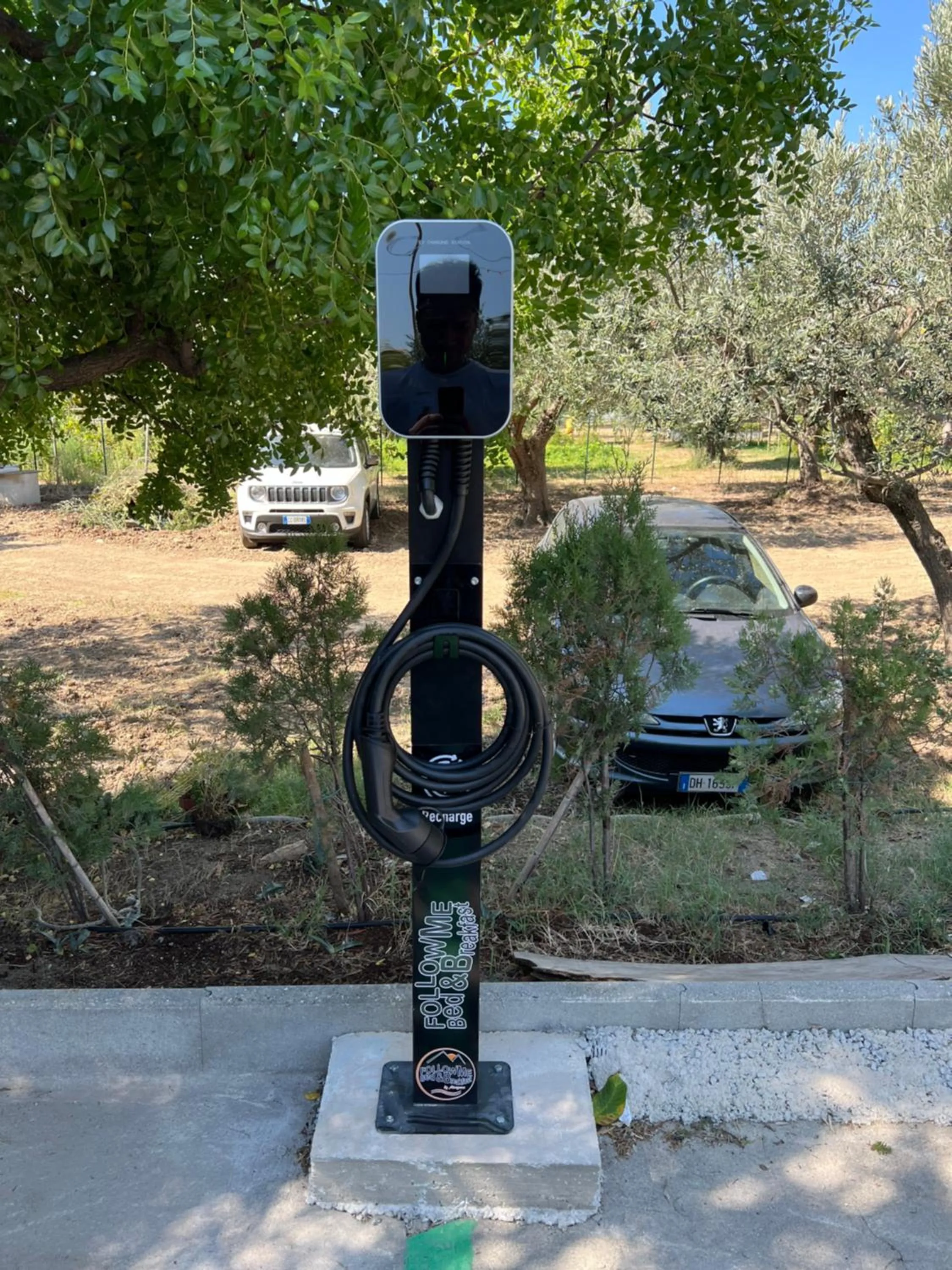 Parking in Follow Me B&B