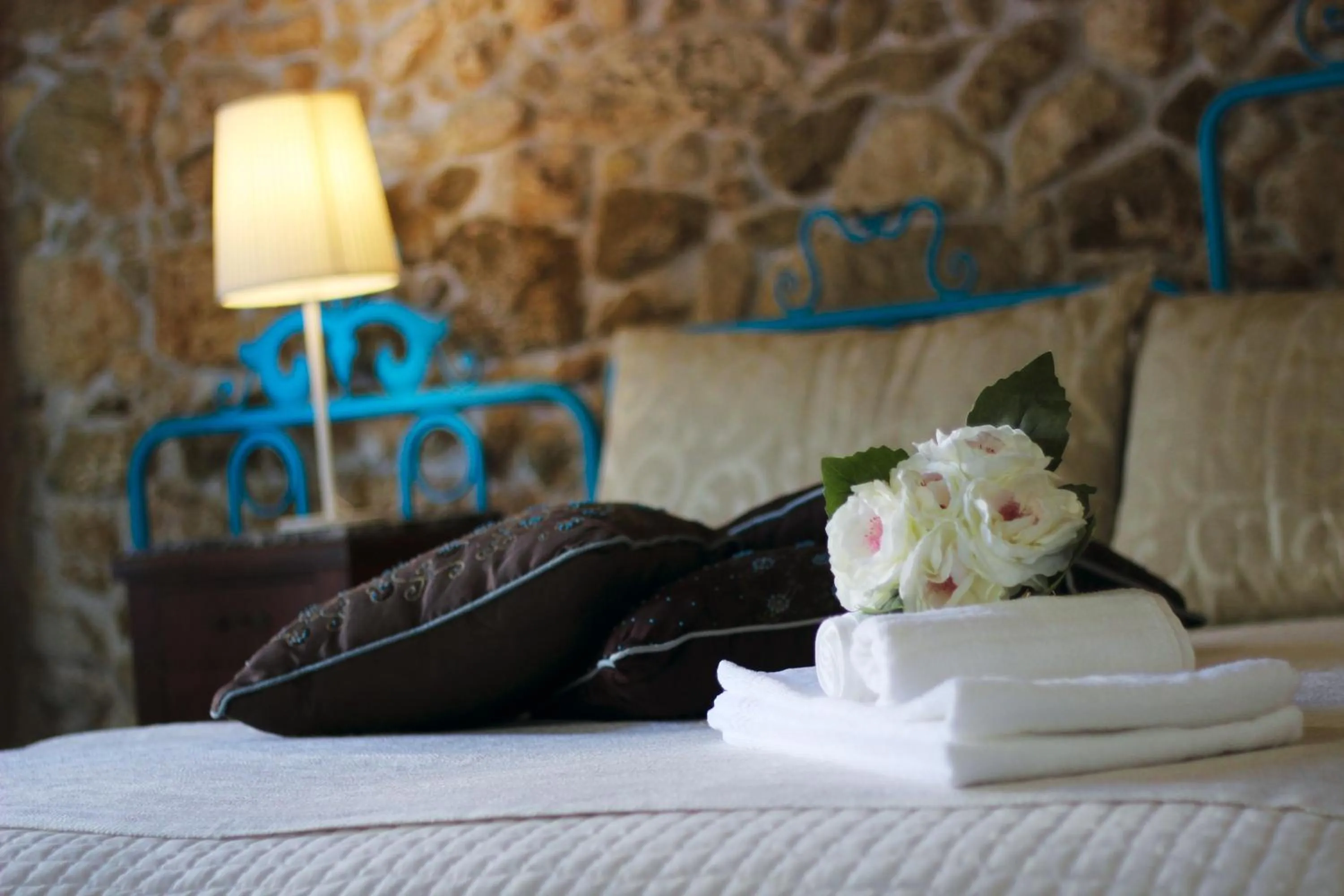 Bed in Don Agostino Relais Masseria