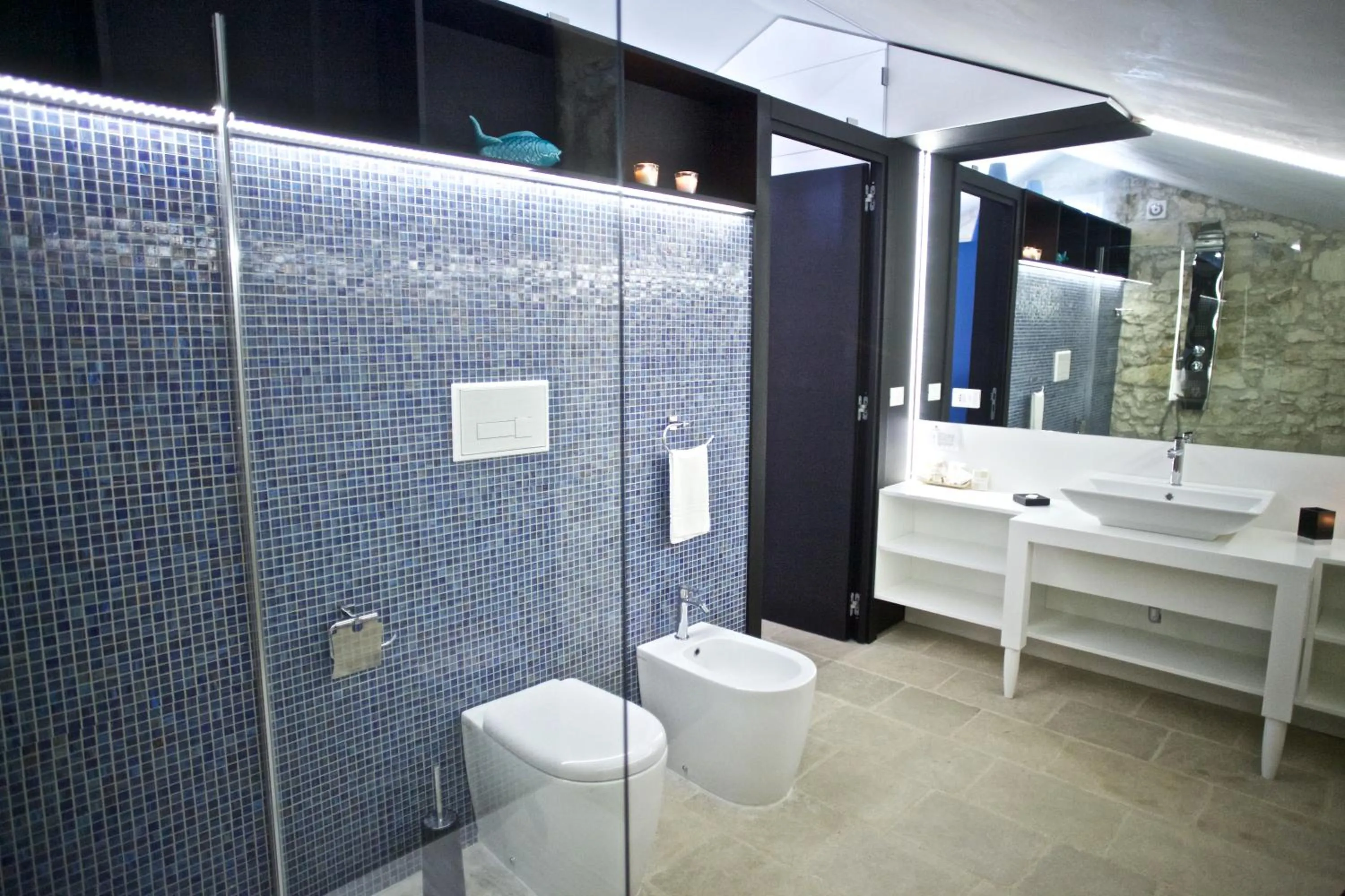 Shower in Don Agostino Relais Masseria