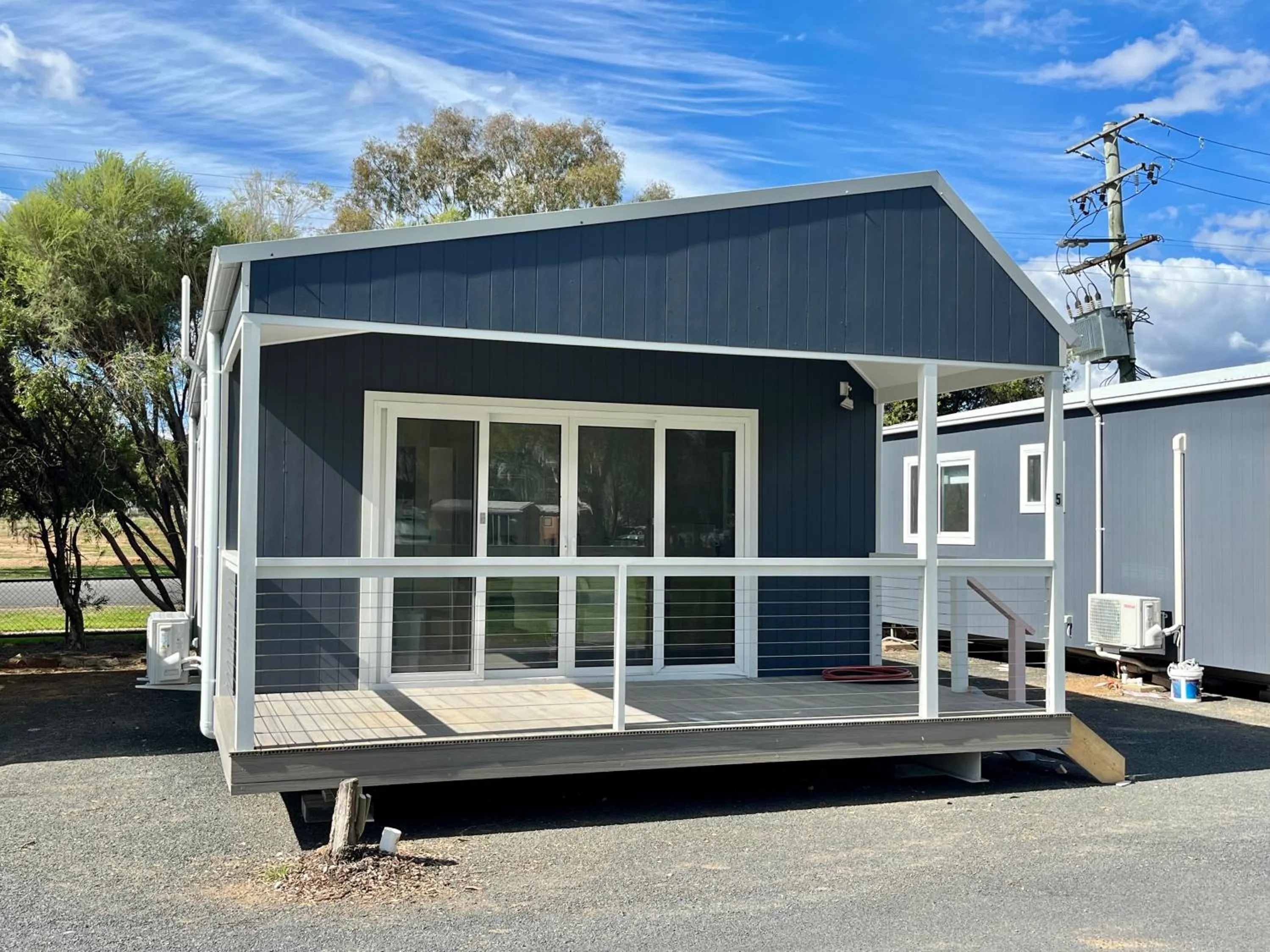 Property building in Junee Tourist Park