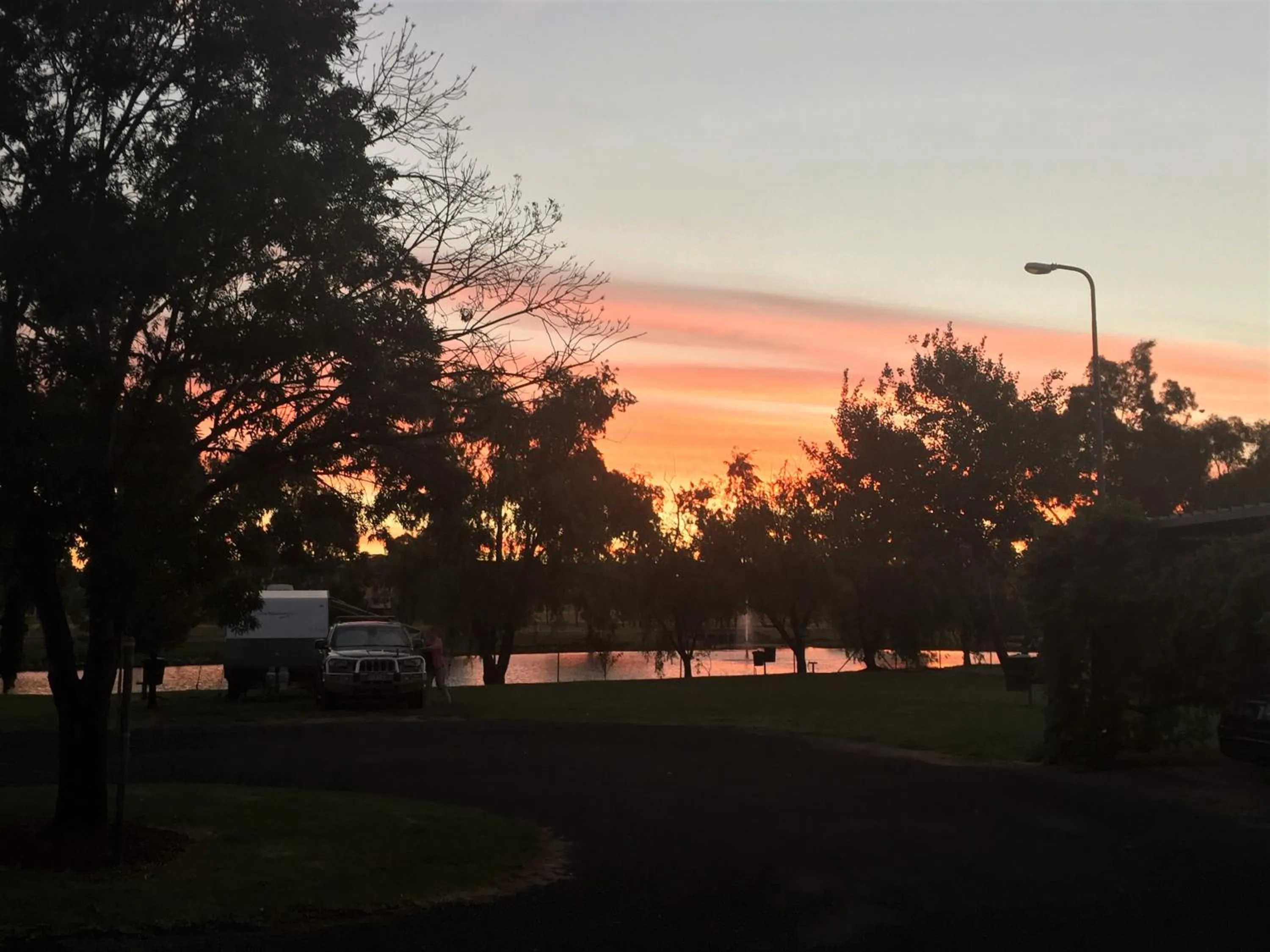 Sunset in Junee Tourist Park