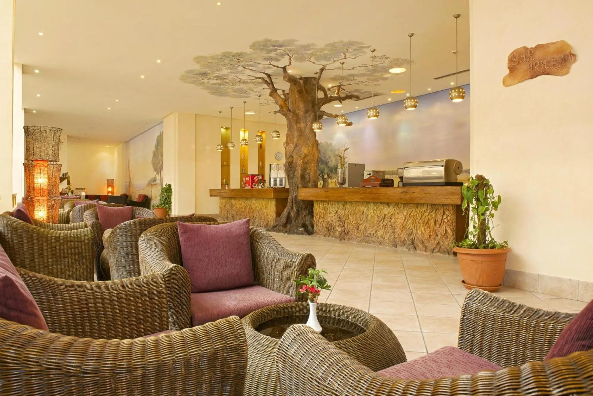 Restaurant/places to eat in Vincci Safira Palms