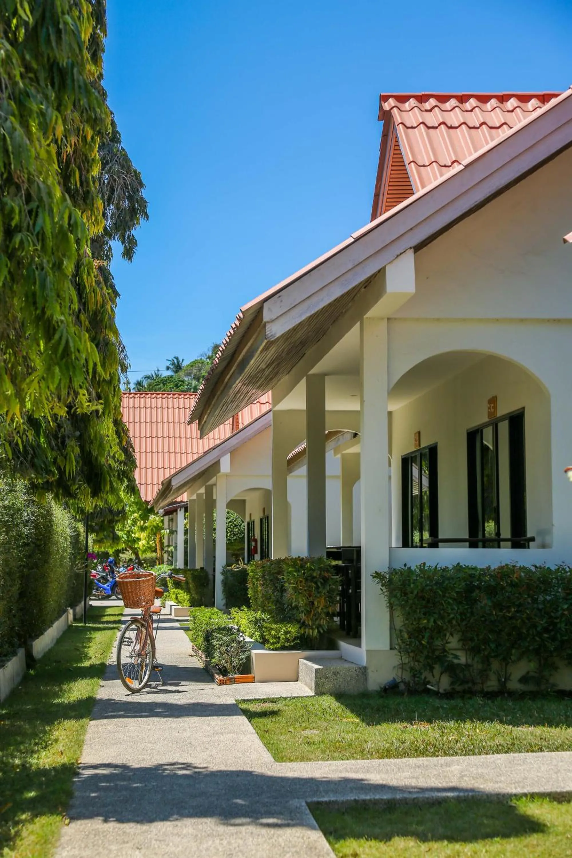 Area and facilities in Naiharn Beach Resort - SHA Plus Extra