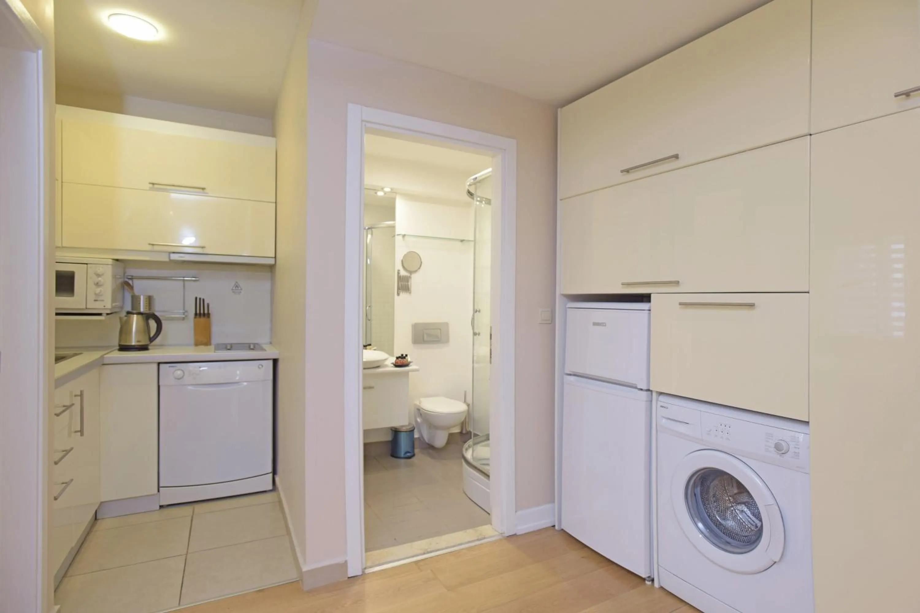 Toilet in Cheya Sisli BNB Medical & Business City Center Tesvikiye Suites and Apartments