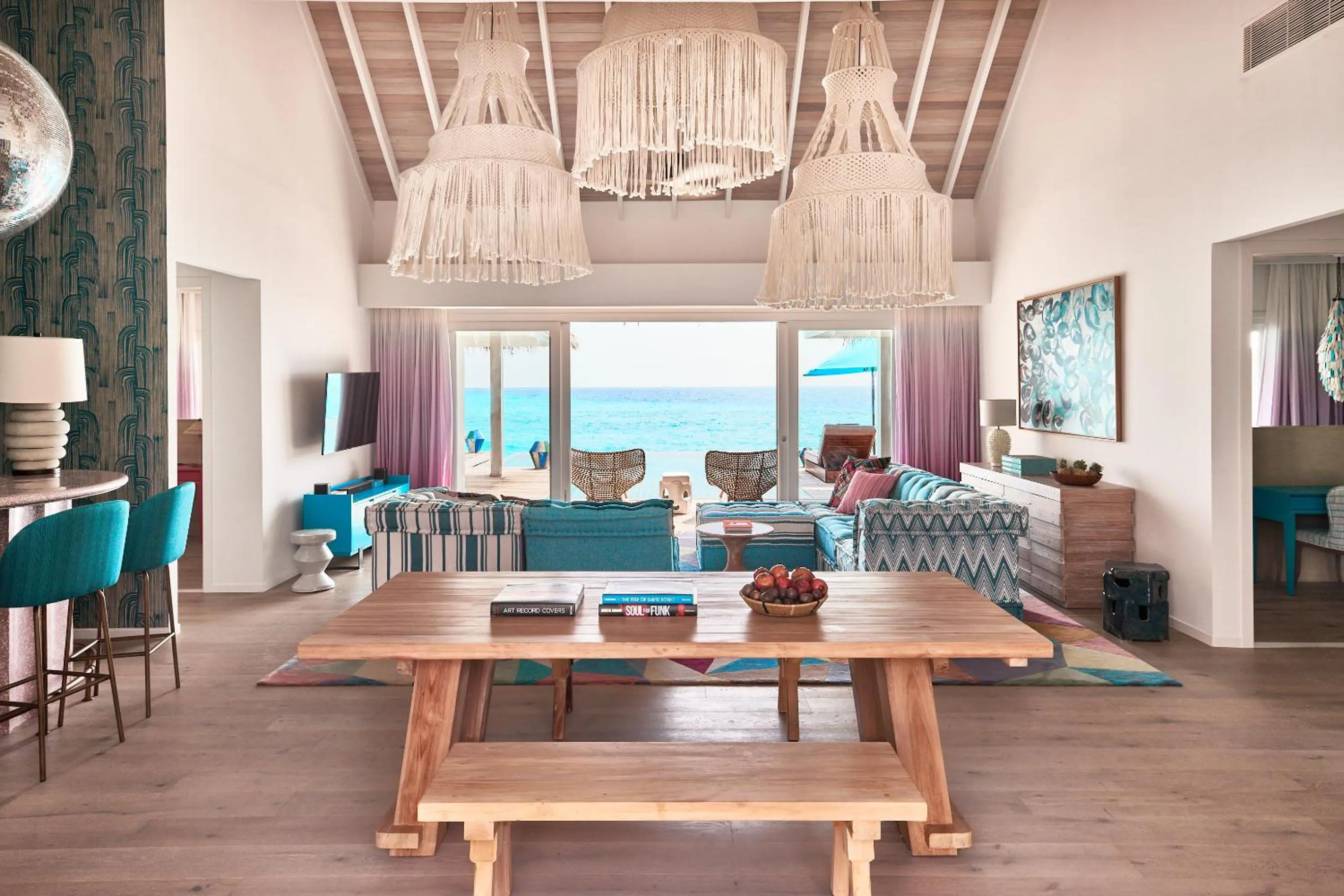 Living room in Finolhu, A Seaside Collection Resort, a Member of Design Hotels