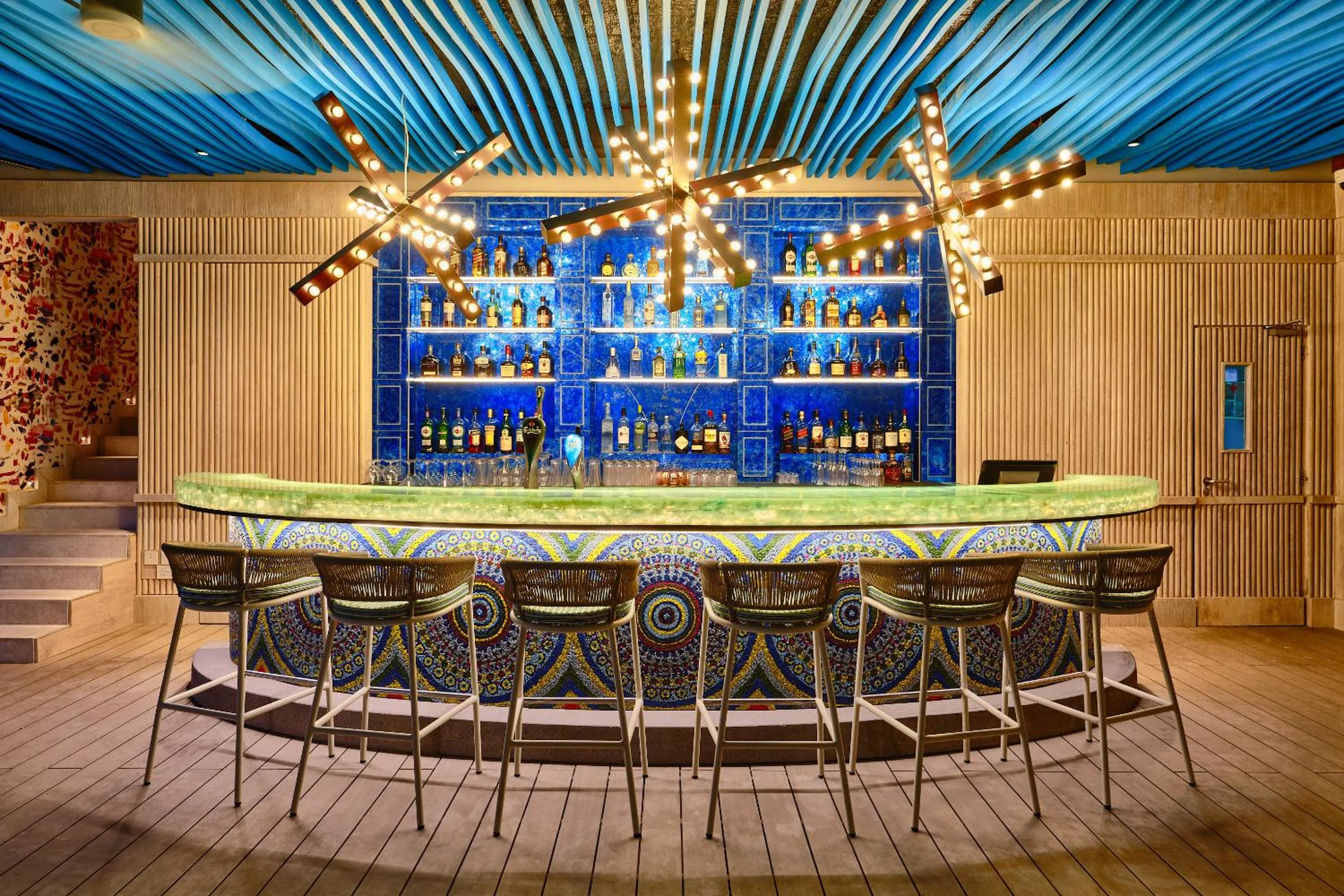 Lounge or bar in Finolhu, A Seaside Collection Resort, a Member of Design Hotels