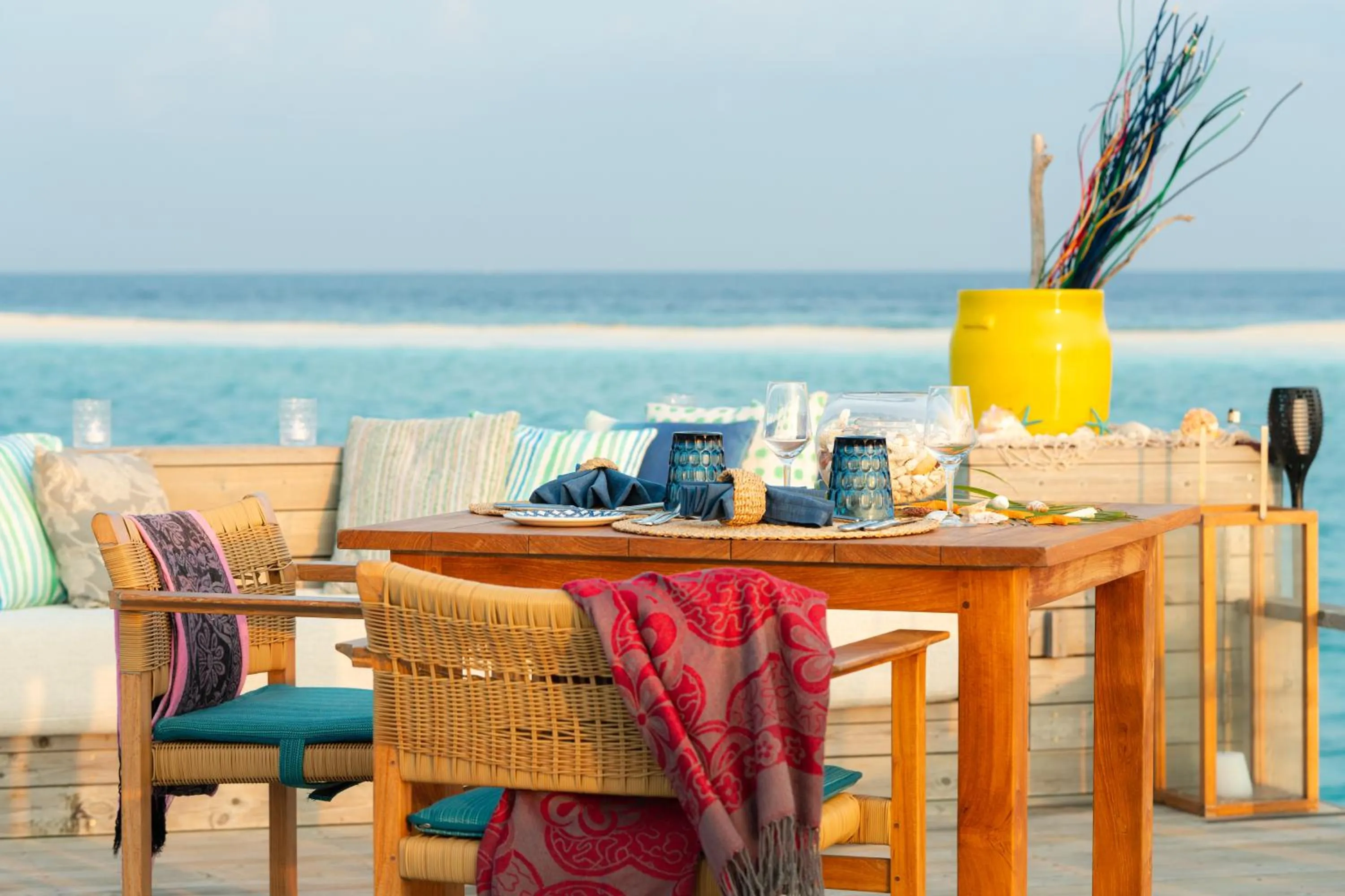 Restaurant/places to eat in Finolhu, A Seaside Collection Resort, a Member of Design Hotels