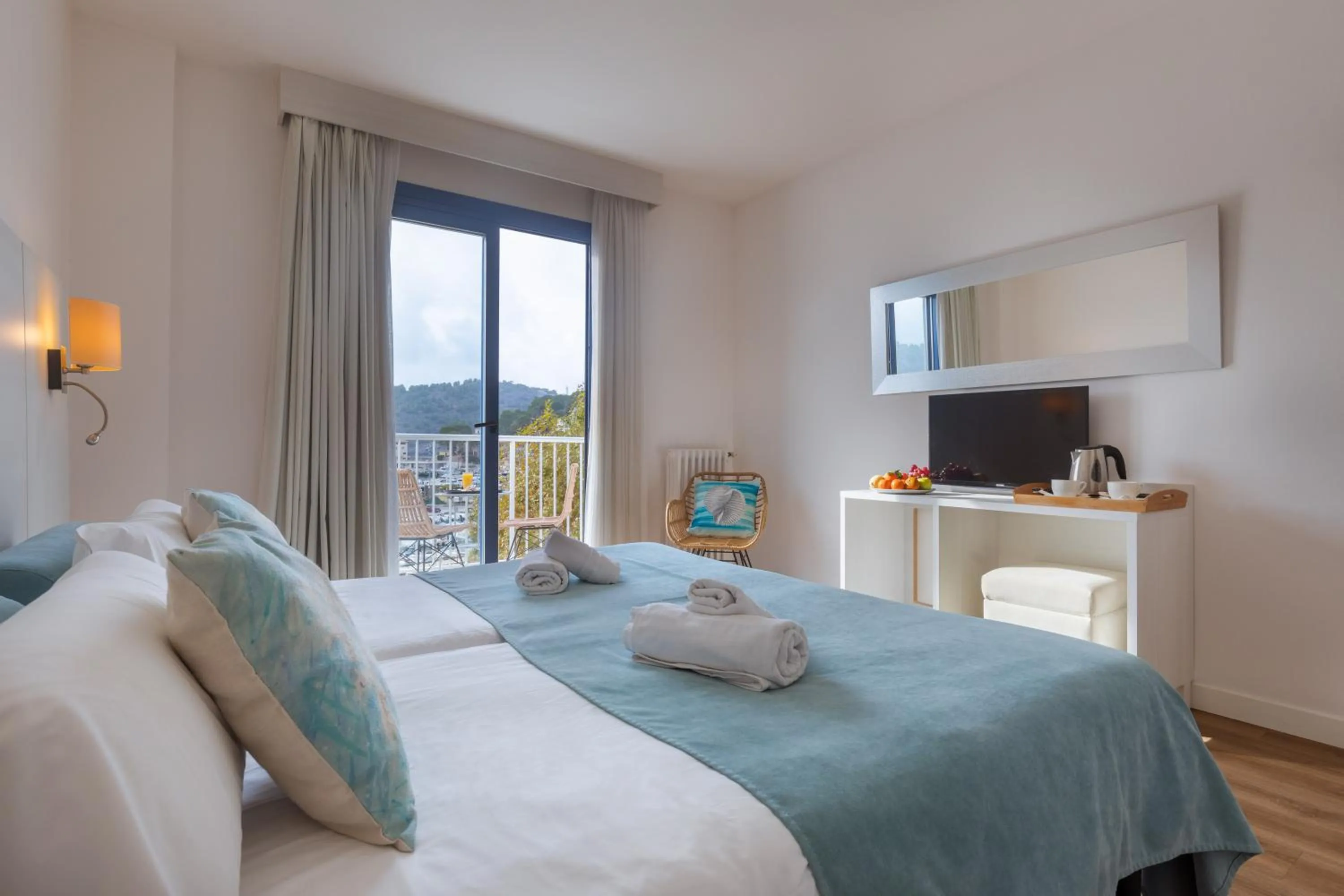 Bed in Hotel Miramar