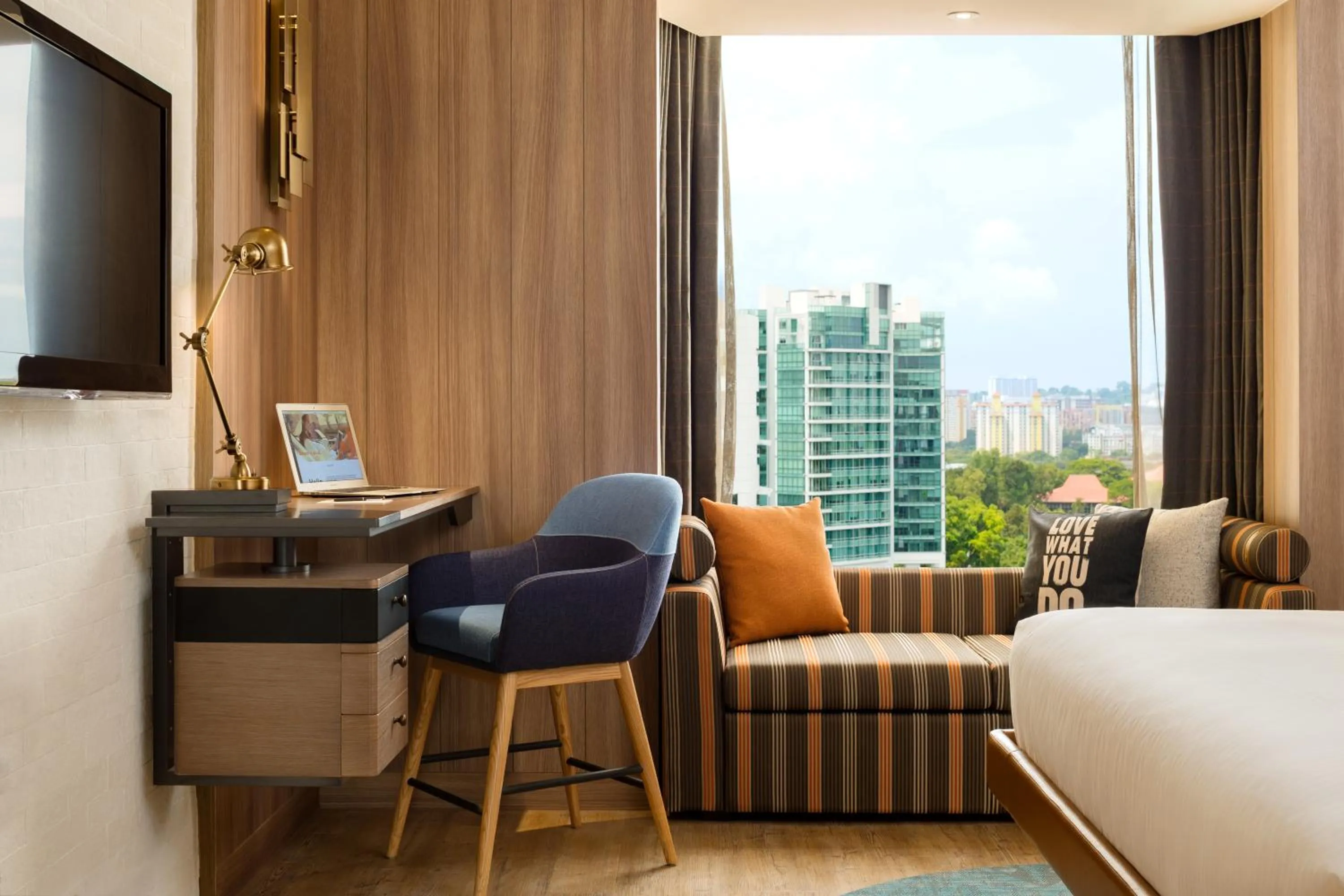 Photo of the whole room, Bed in JEN Singapore Tanglin by Shangri-La