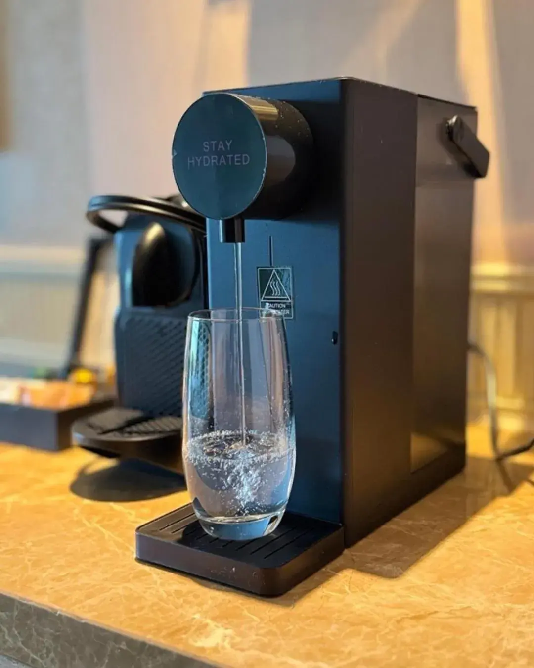 Superior Twin Room with Hill View in Shangri-La Rasa Sentosa, Singapore Superior Twin Room with Hill View in Shangri-La Rasa Sentosa, Singapore