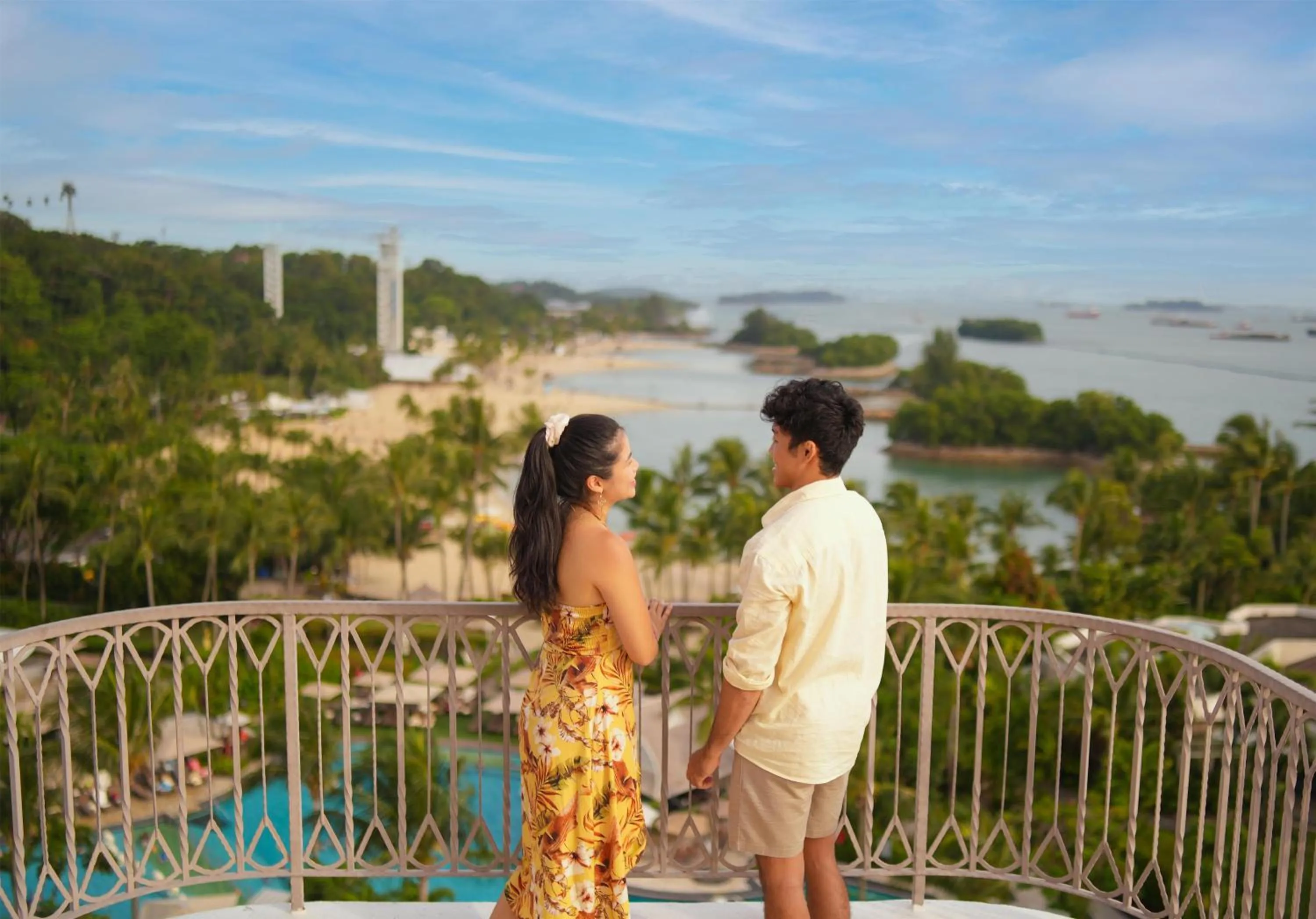 Bedroom in Shangri-La Rasa Sentosa, Singapore