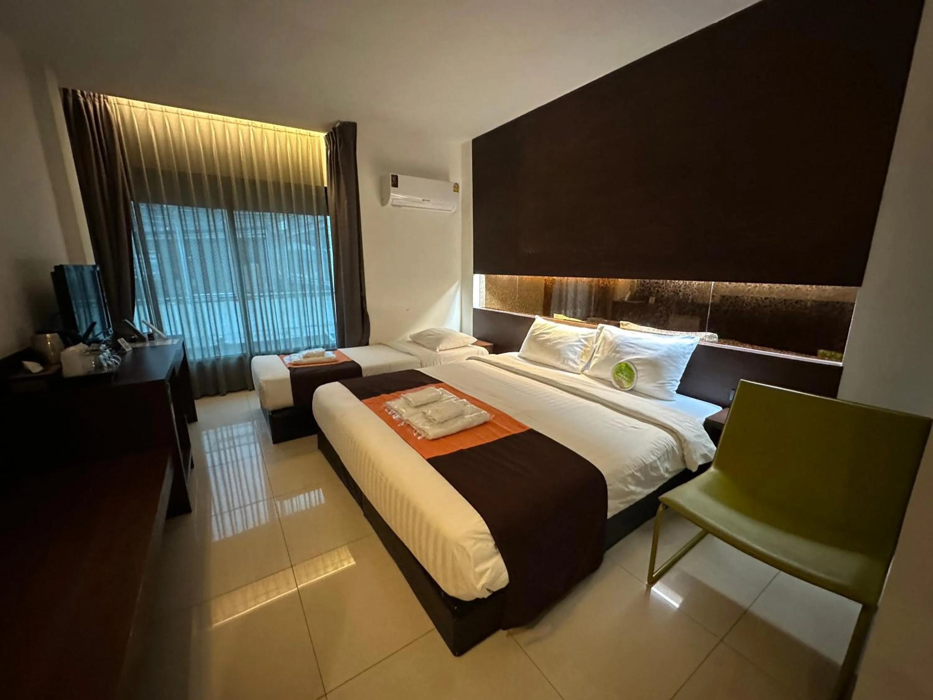 Photo of the whole room, Bed in Collection O The Bangkok Airport Link Suite