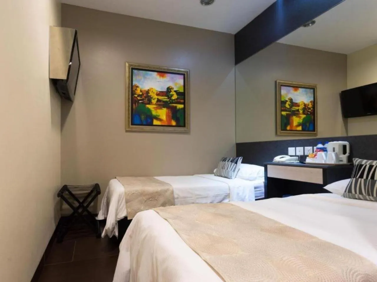 Bedroom, Bed in Value Hotel Nice