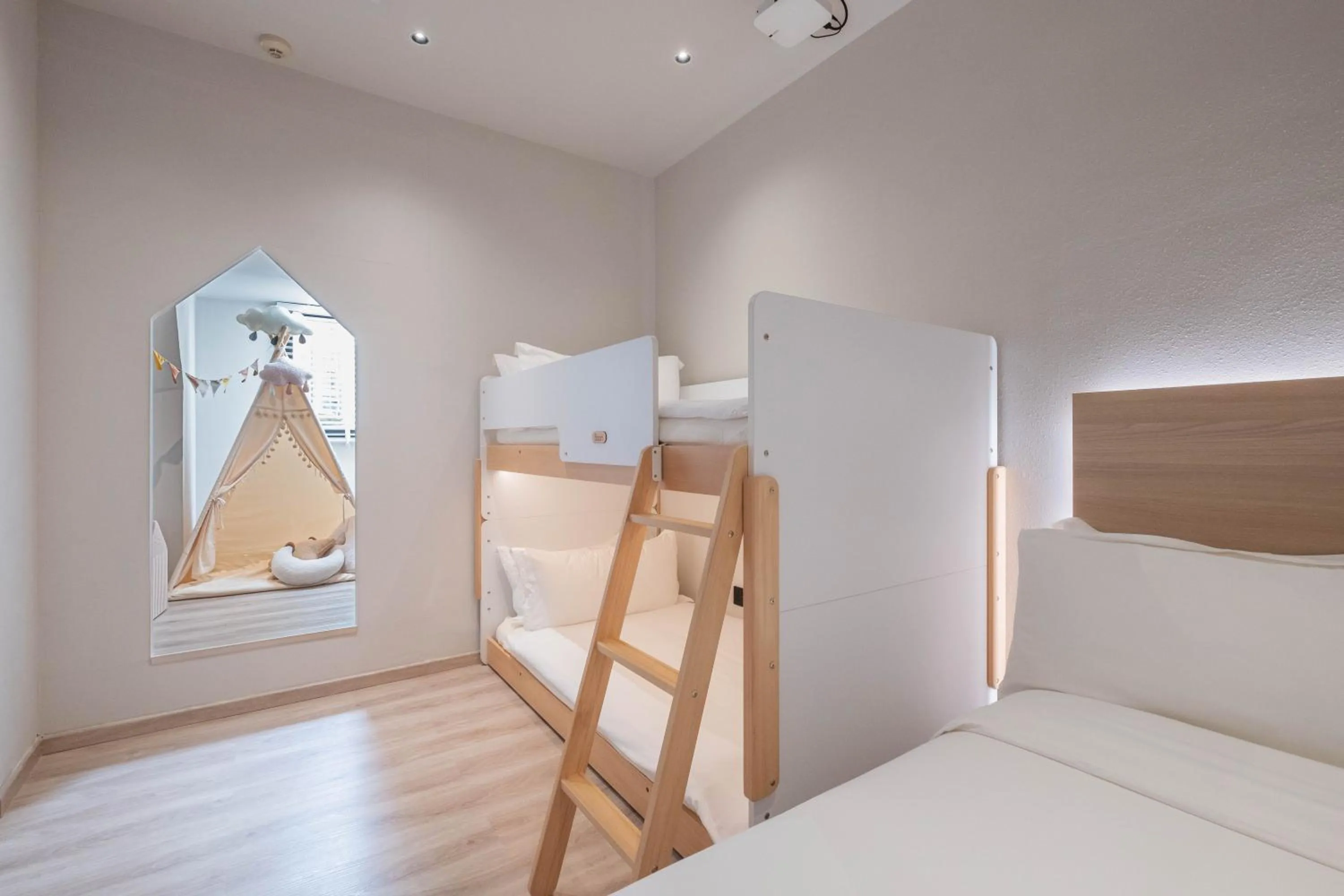 Decorative detail, Bed in Rest Bugis Hotel