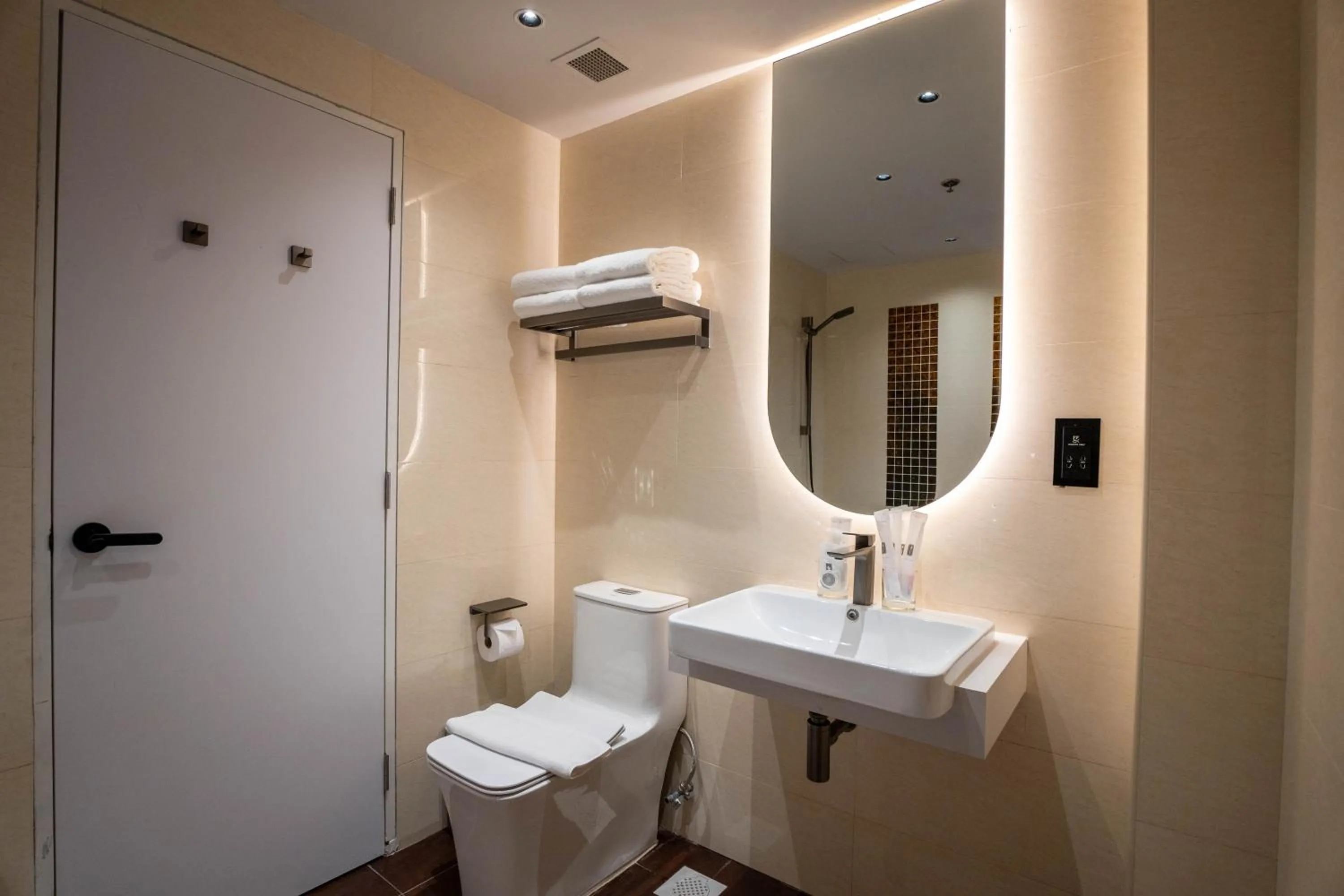 Bathroom in Rest Bugis Hotel