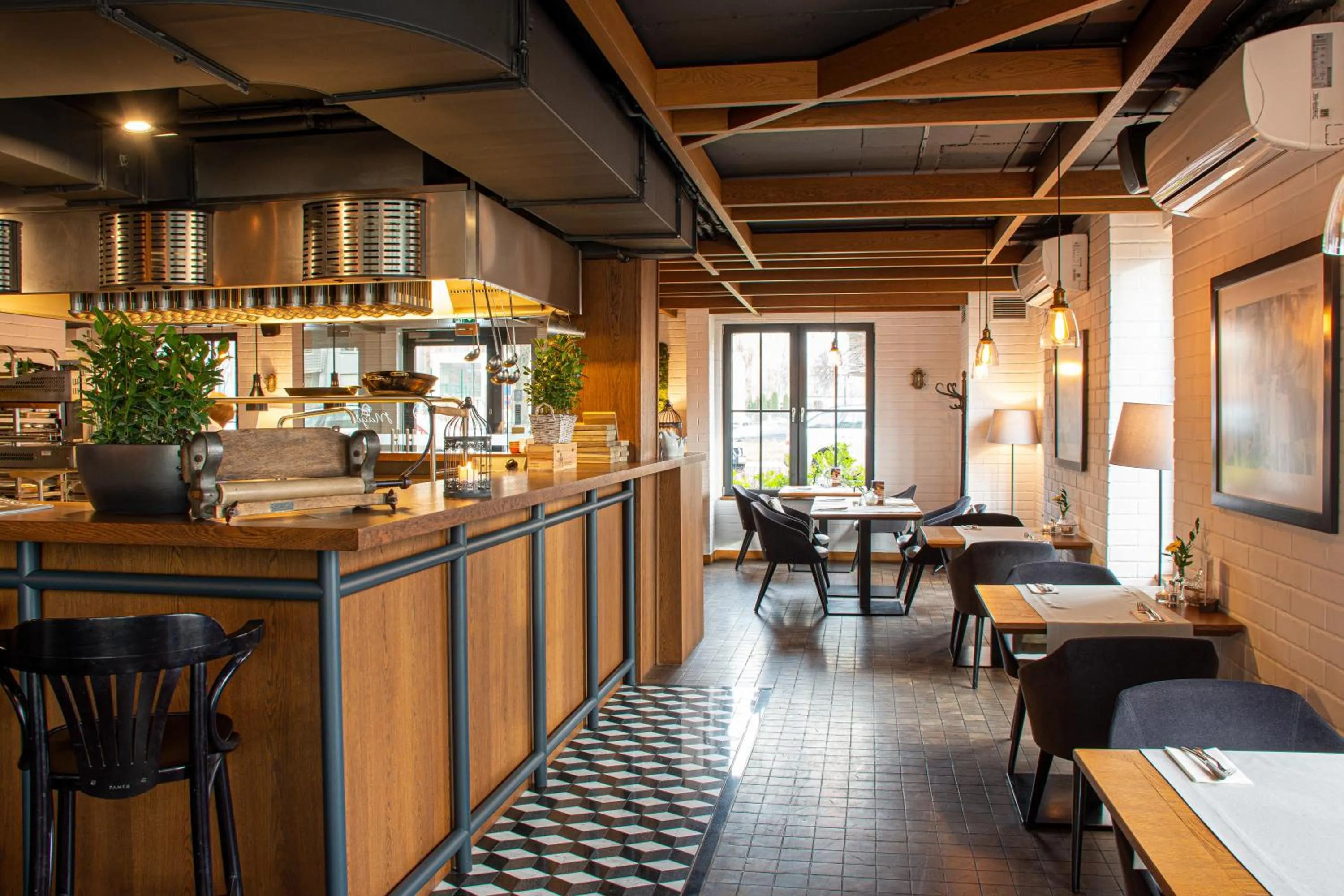 Restaurant/places to eat in GRANO HOTEL Gdańsk Riverside dawniej HOTEL ALMOND BUSINESS & SPA