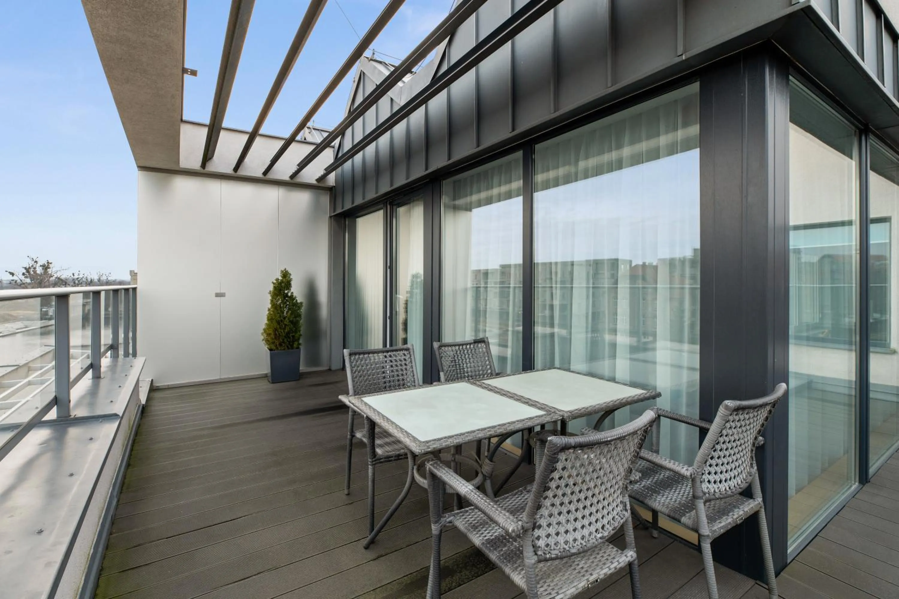 Balcony/Terrace in GRANO HOTEL Gdańsk Riverside dawniej HOTEL ALMOND BUSINESS & SPA