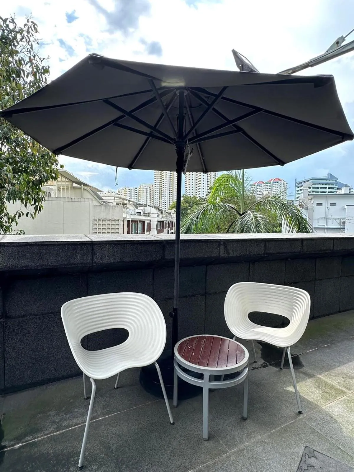 Balcony/Terrace in D'Hotel Singapore managed by The Ascott Limited