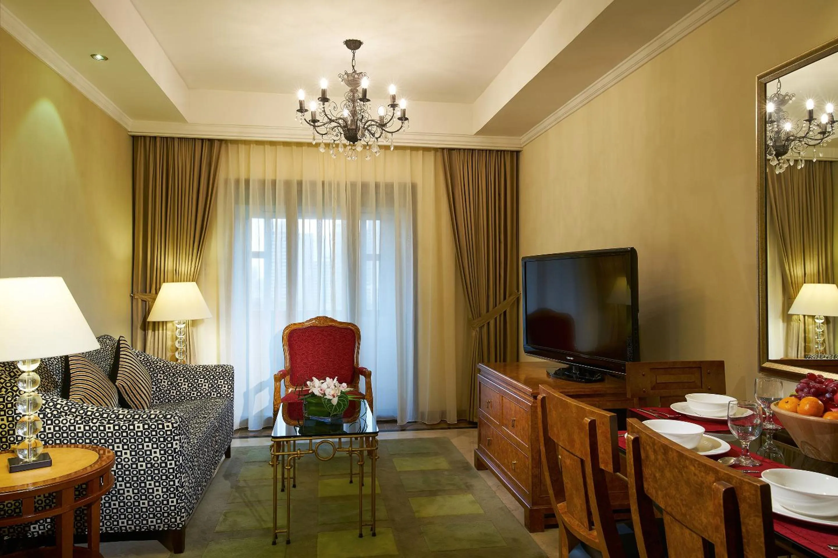 TV and multimedia in Orchard Parksuites by Far East Hospitality