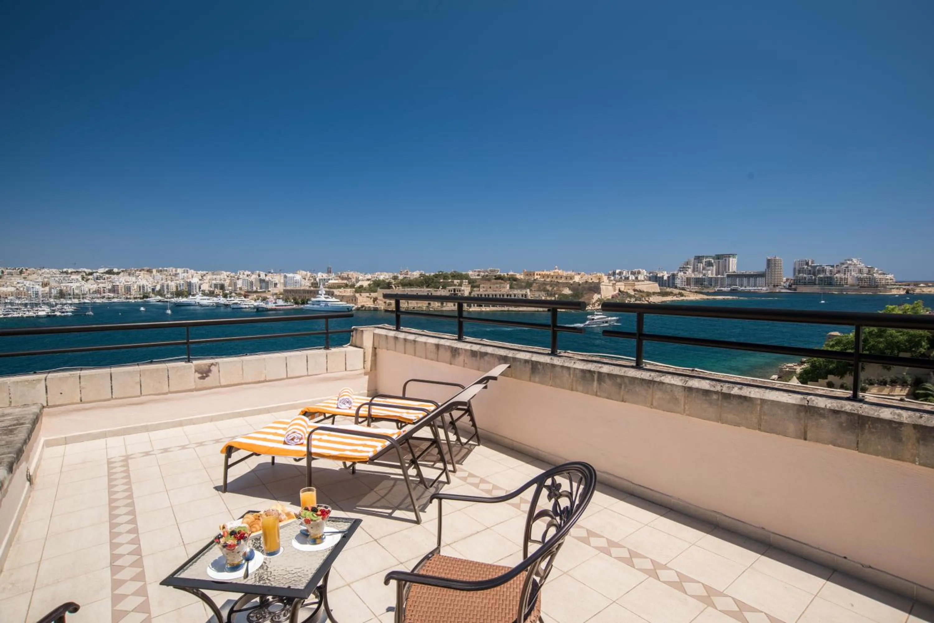 Balcony/Terrace in Grand Hotel Excelsior