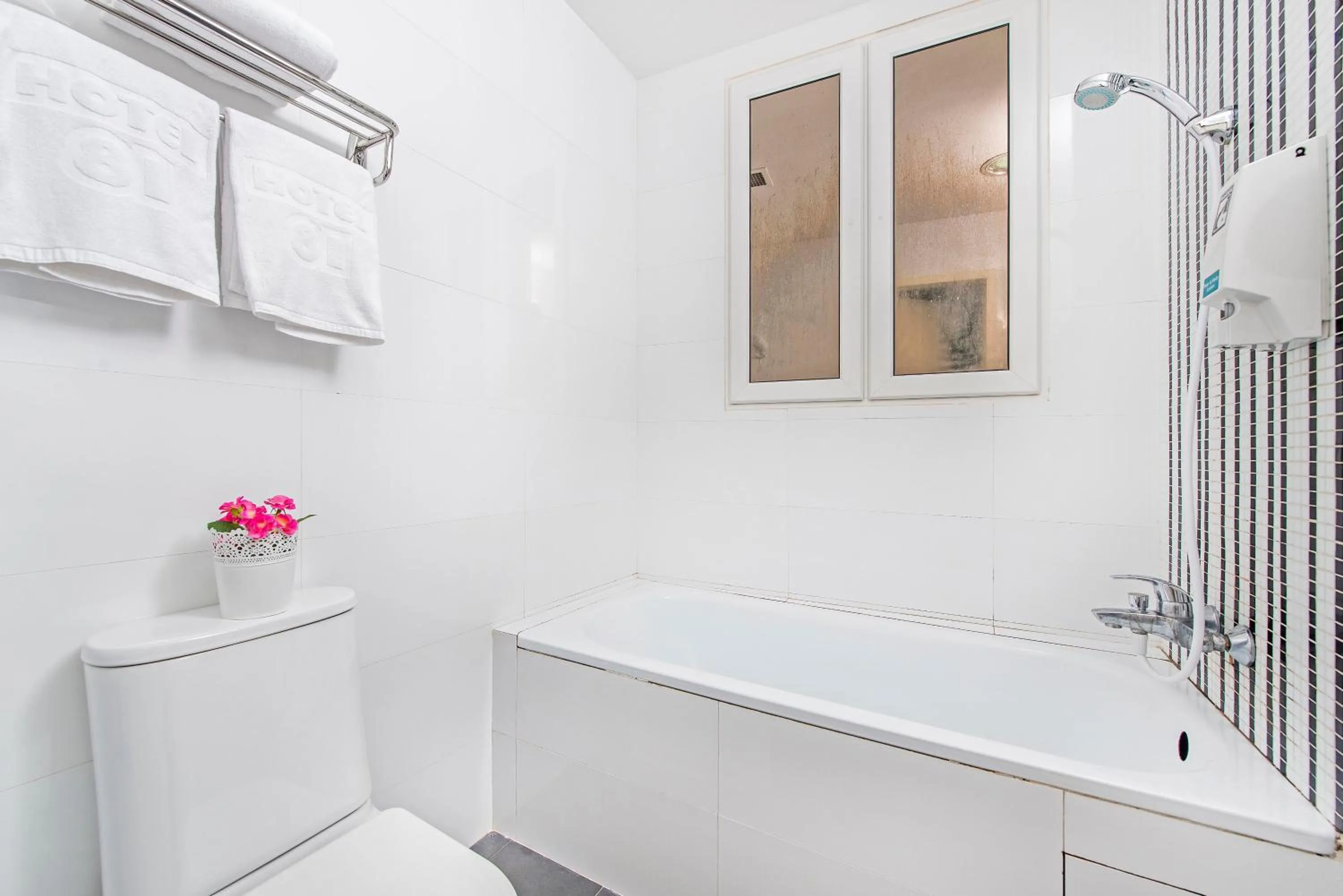 Toilet in Hotel 81 Rochor