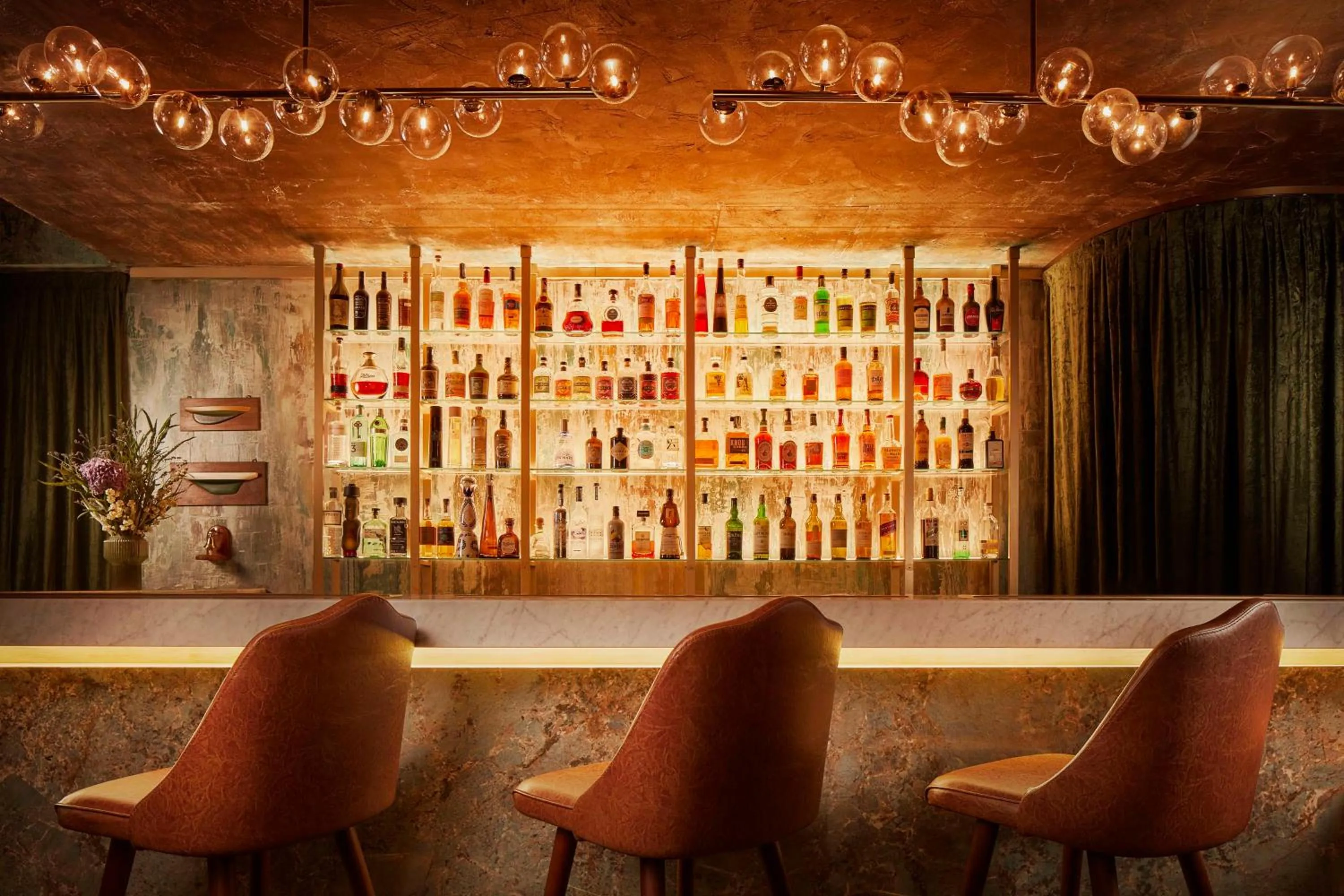 Lounge or bar in Avani Palazzo Moscova Milan Hotel