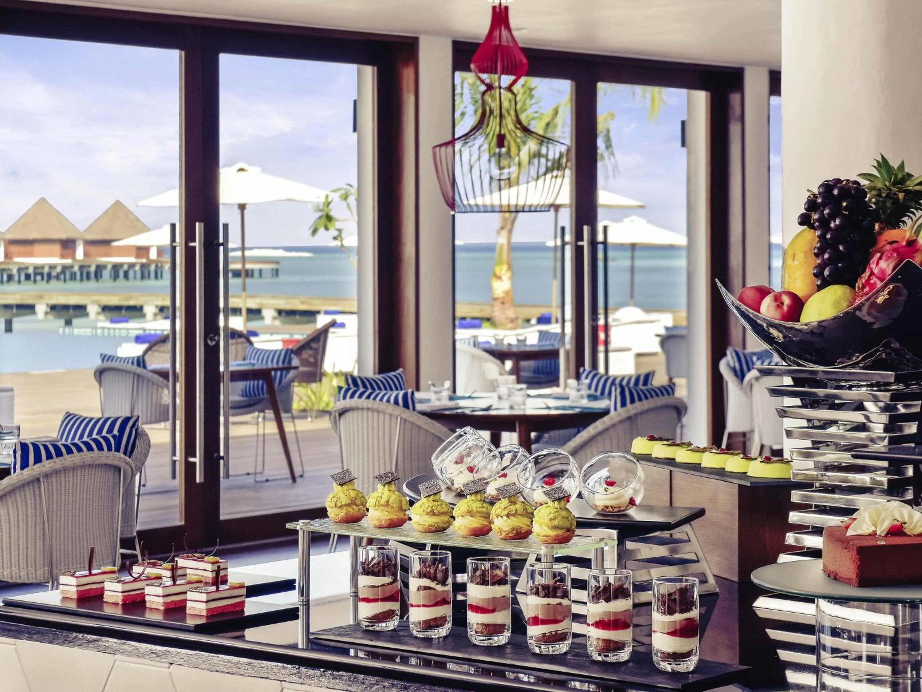 Restaurant/places to eat in Mercure Maldives Kooddoo - Adults-Only Escape - 50 percent off Domestic Transfers