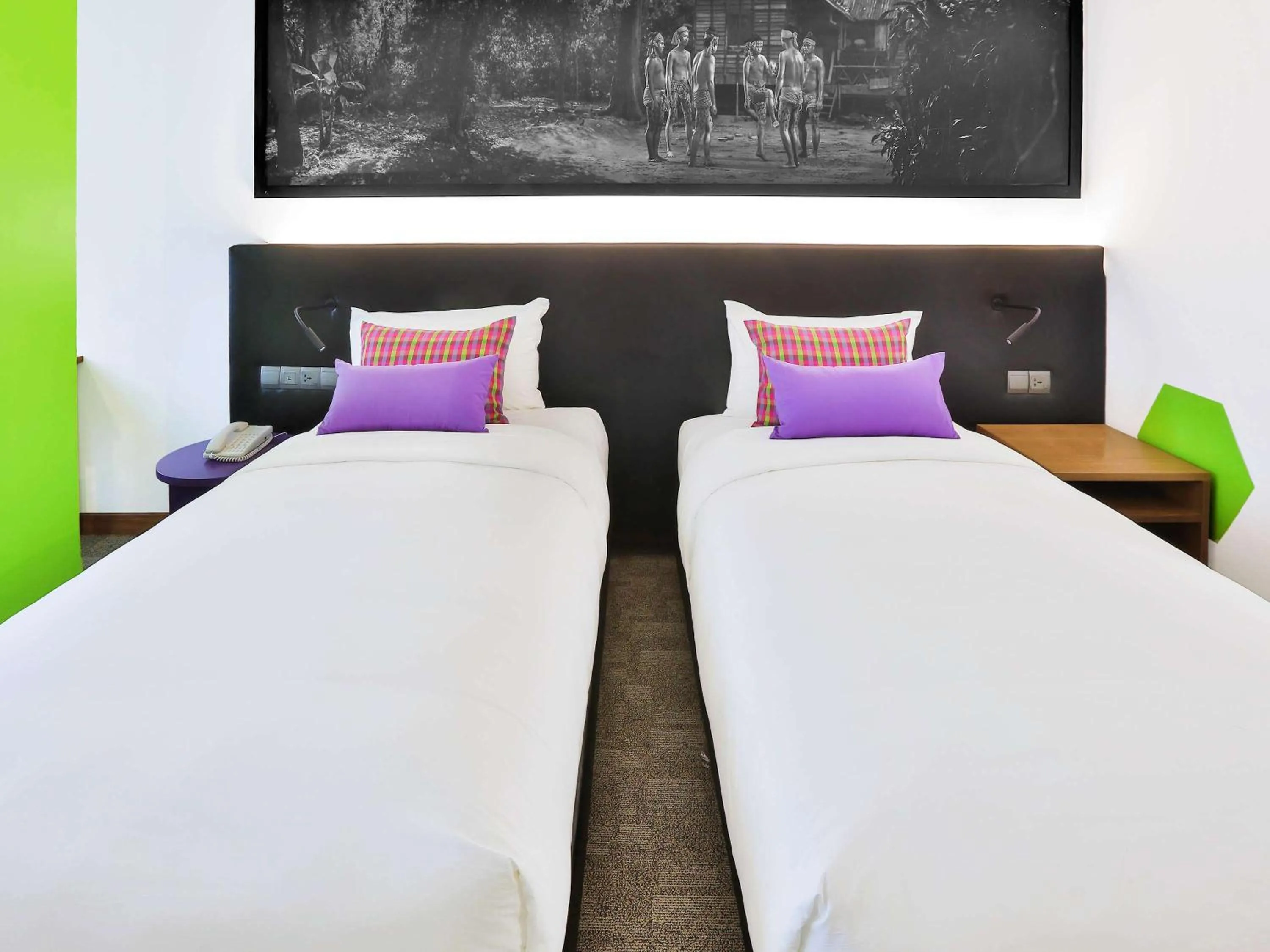 Photo of the whole room, Bed in Hotel Stadium