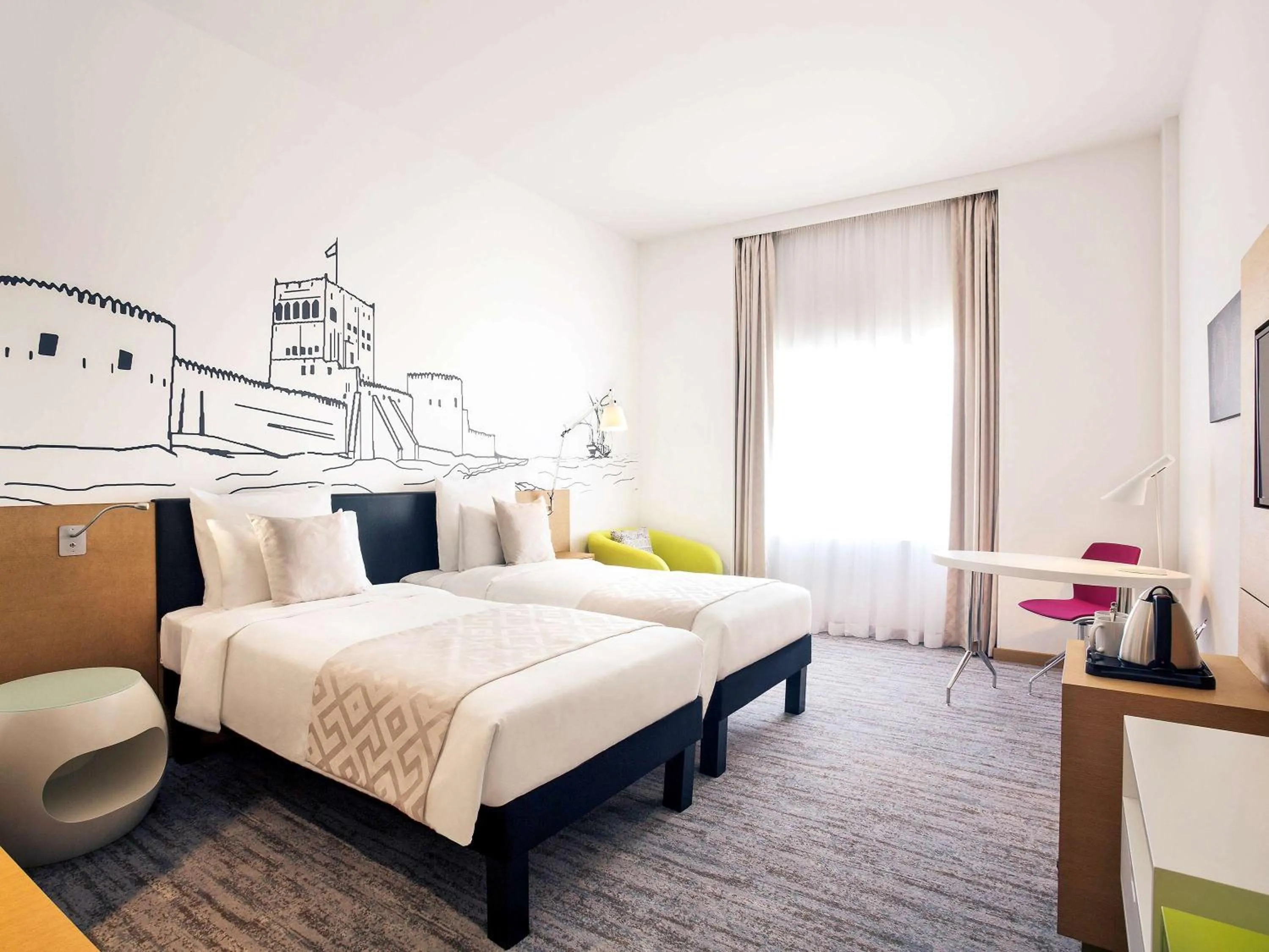 Photo of the whole room, Bed in Mercure Sohar