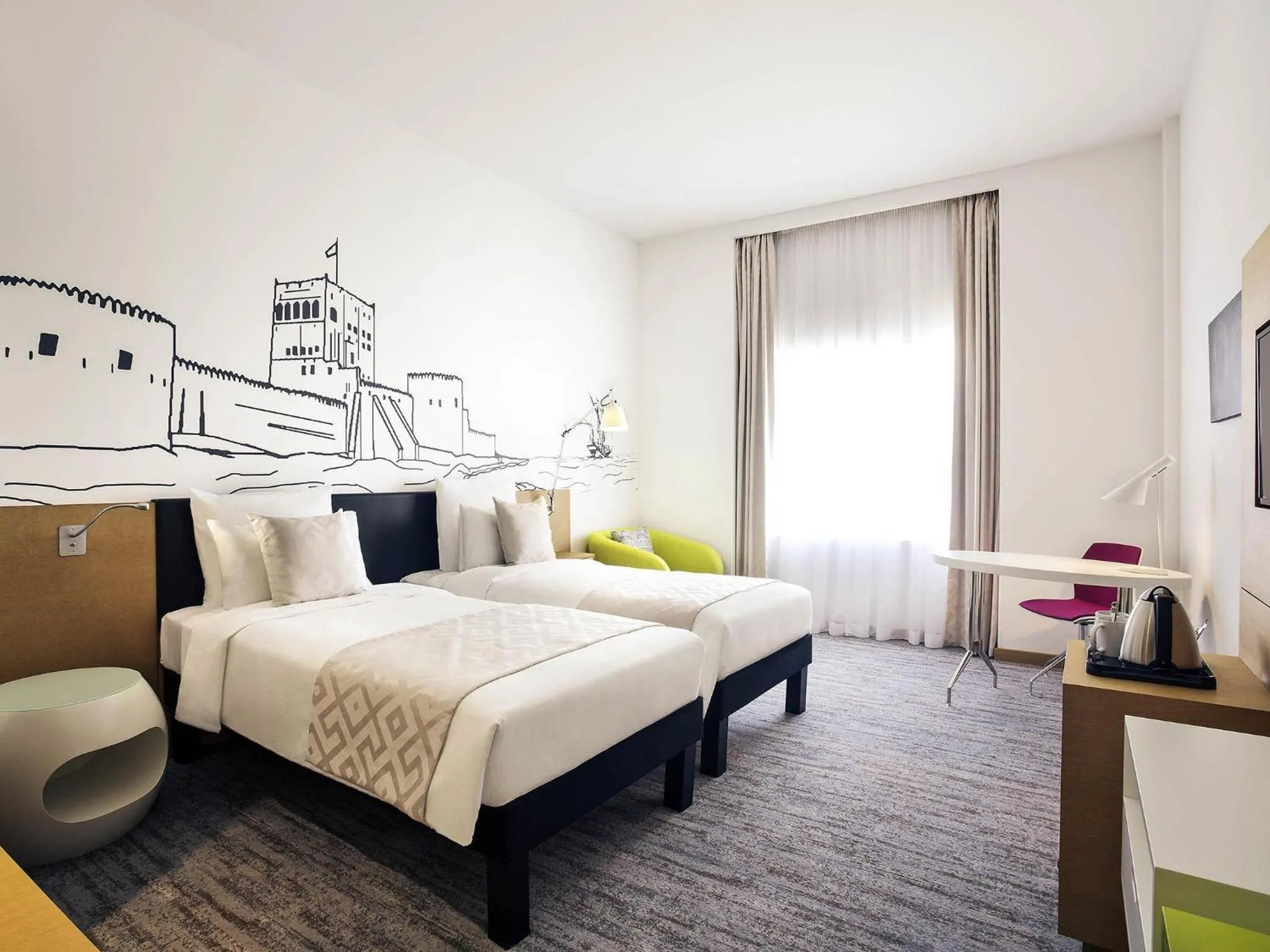 Bedroom, Bed in Mercure Sohar