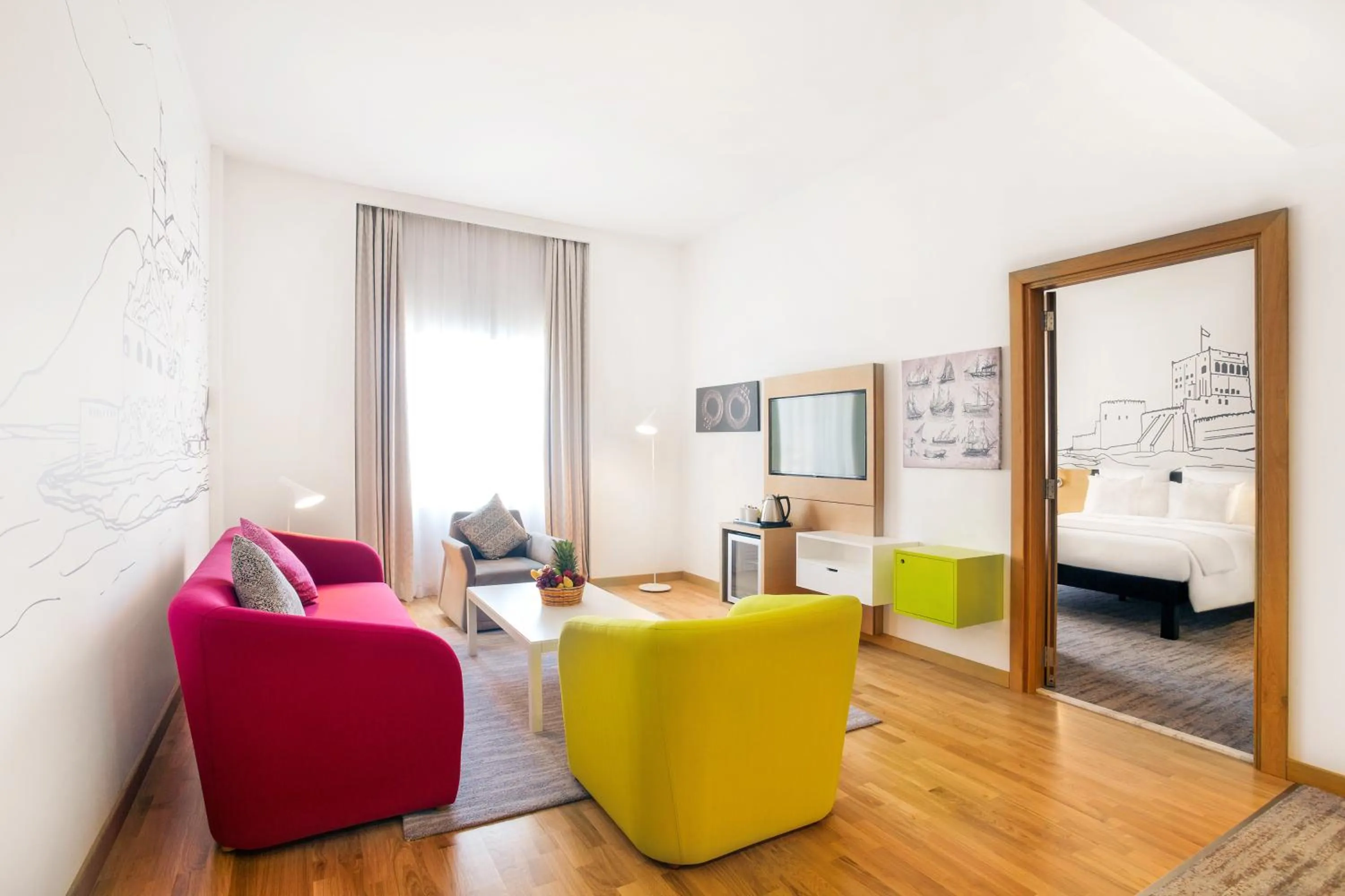 Coffee/tea facilities, Bed in Mercure Sohar