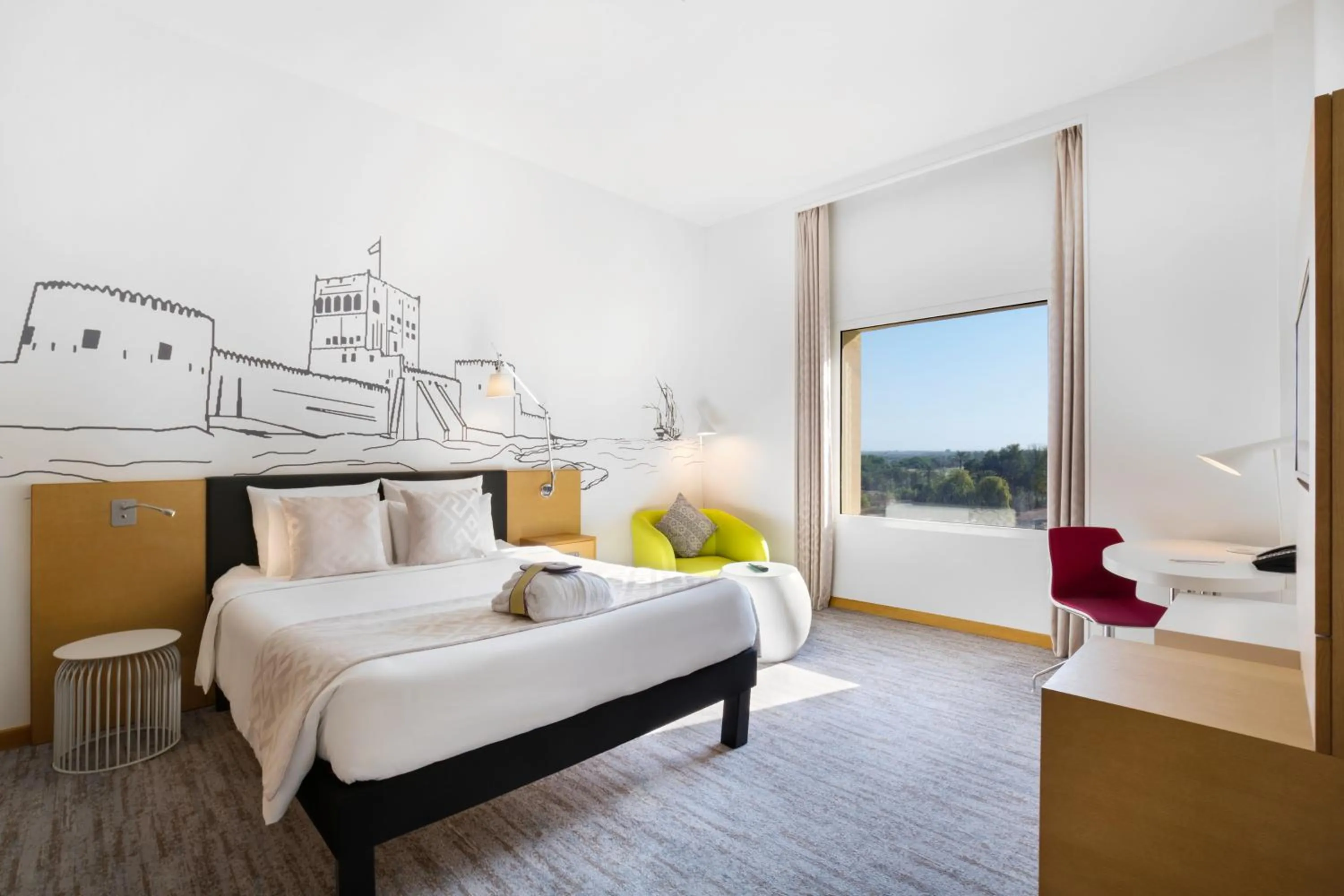 Bedroom, Bed in Mercure Sohar