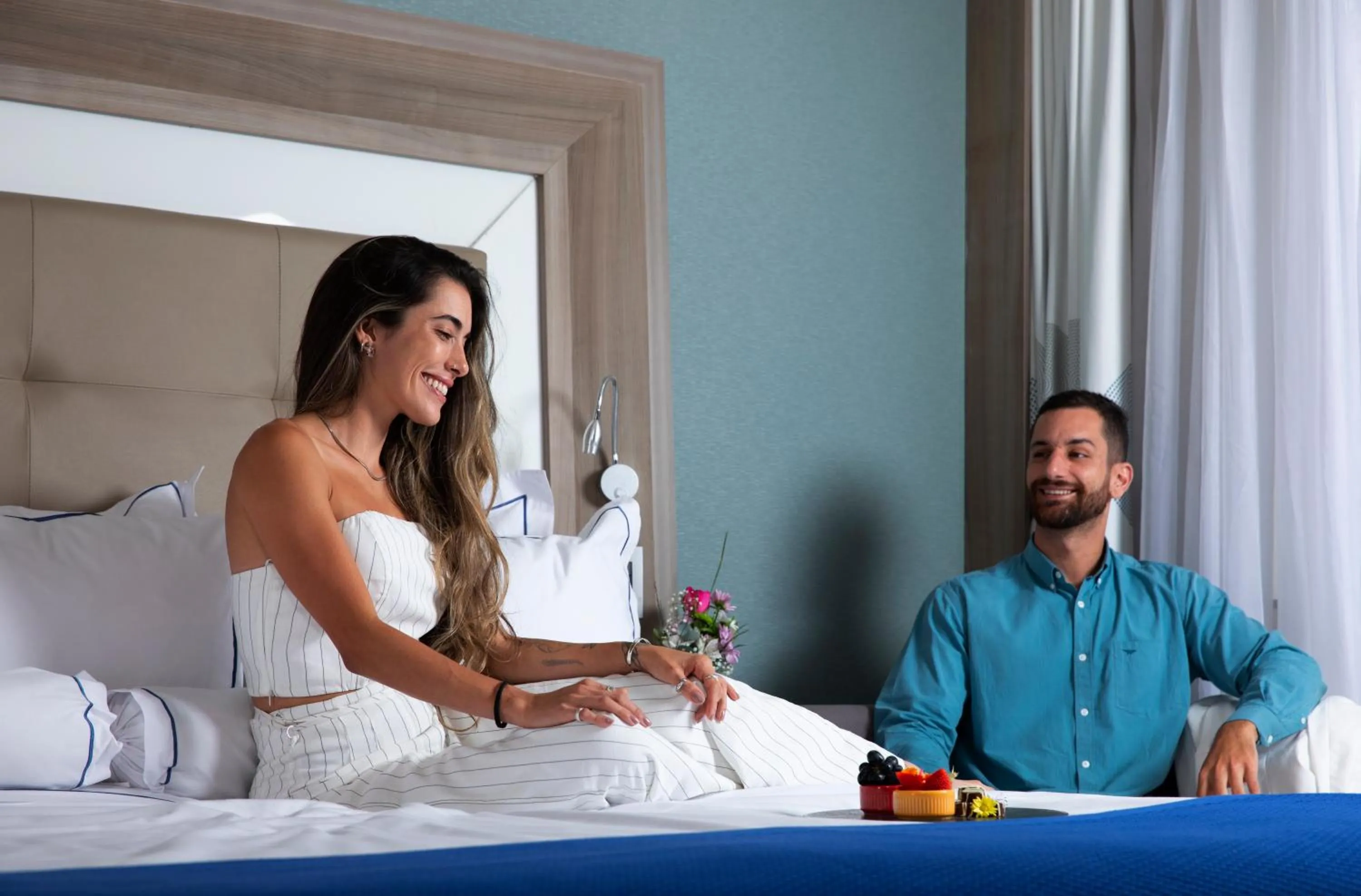 Property building, Bed in Novotel RJ Praia de Botafogo