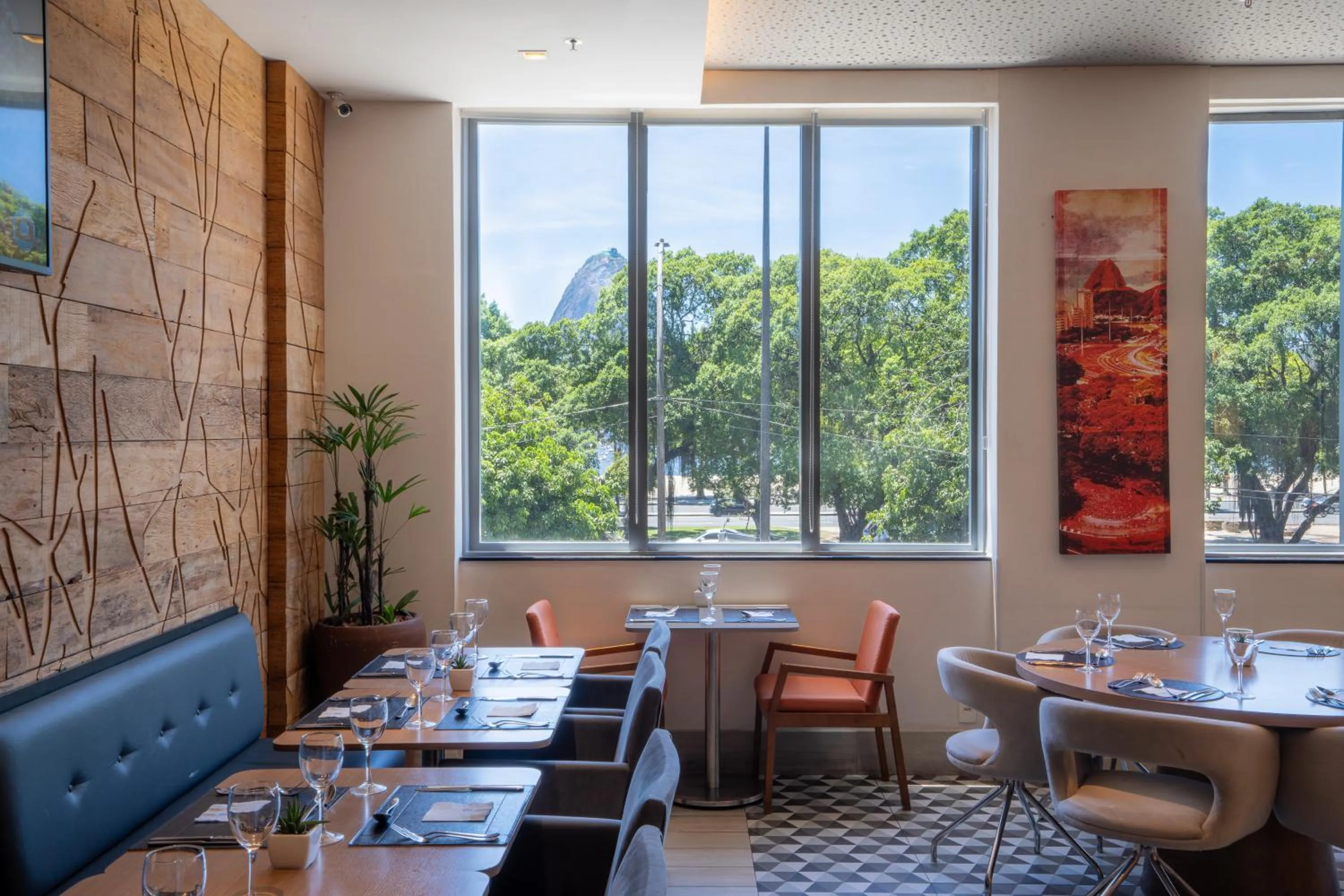 Restaurant/places to eat in Novotel RJ Praia de Botafogo